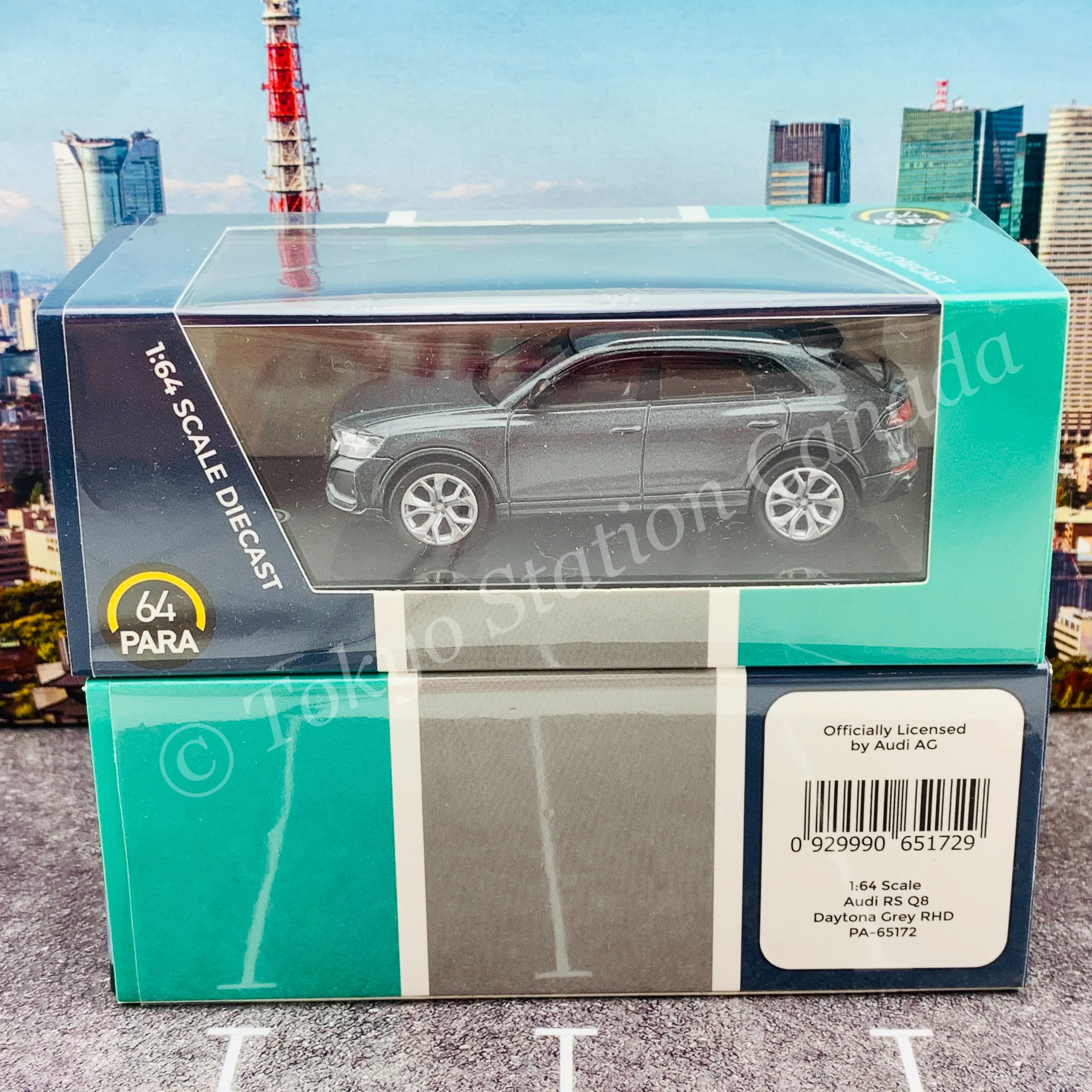 PARA64 1/64 Audi RS Q8 Daytona Grey RHD PA-65172 - Image 5