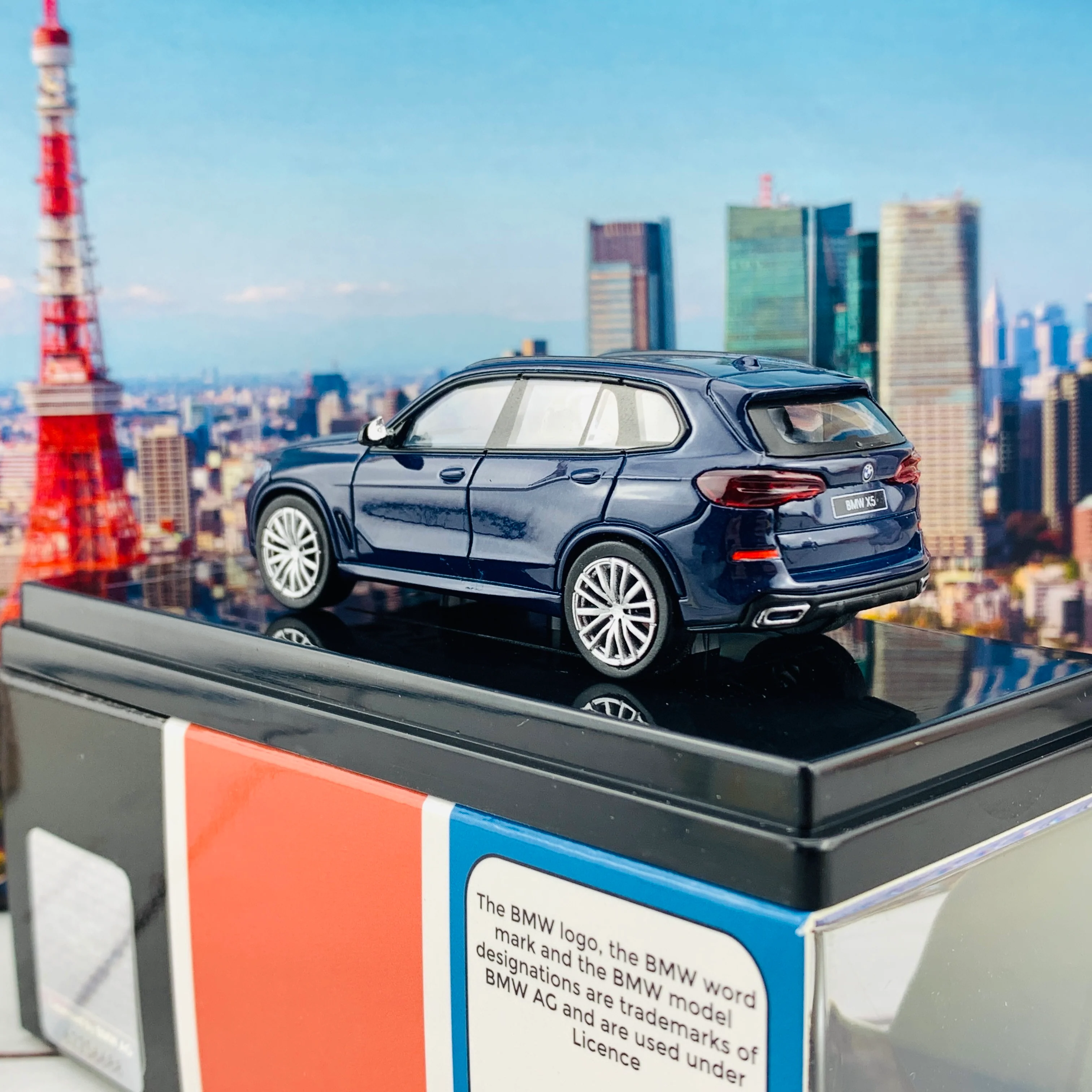 PARA64 1/64 BMW X5 (G05) Tanzanite Blue RHD PA-65182 - Image 5