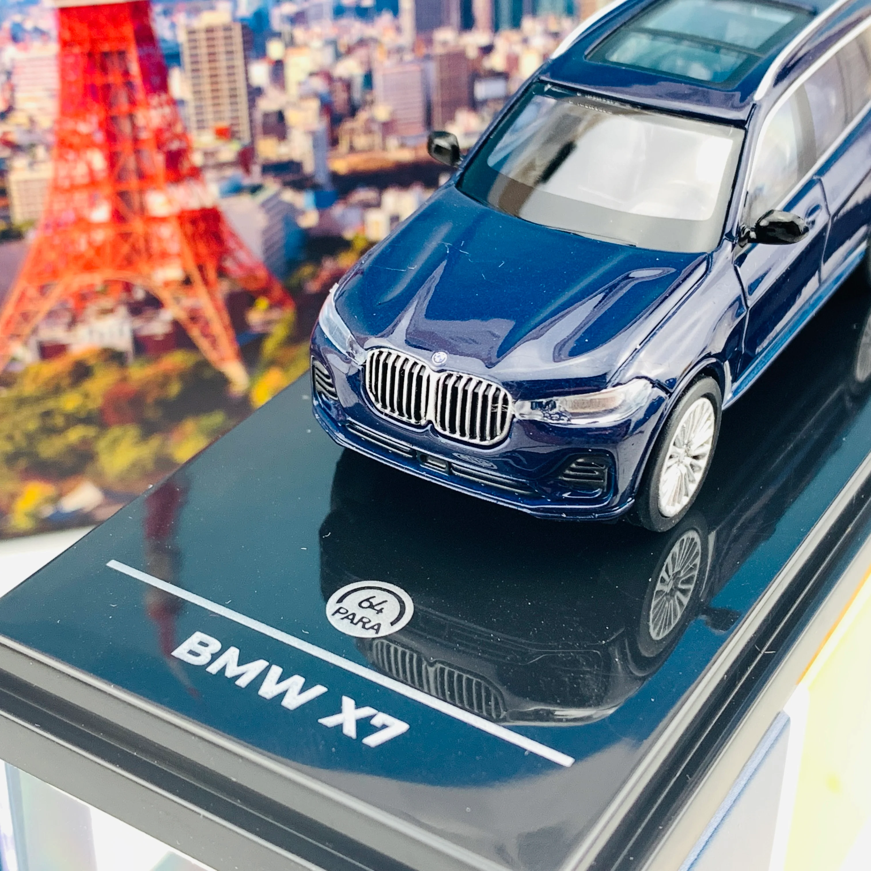 PARA64 1/64 BMW X7 Tanzanite Blue LHD PA-55193 - Image 3