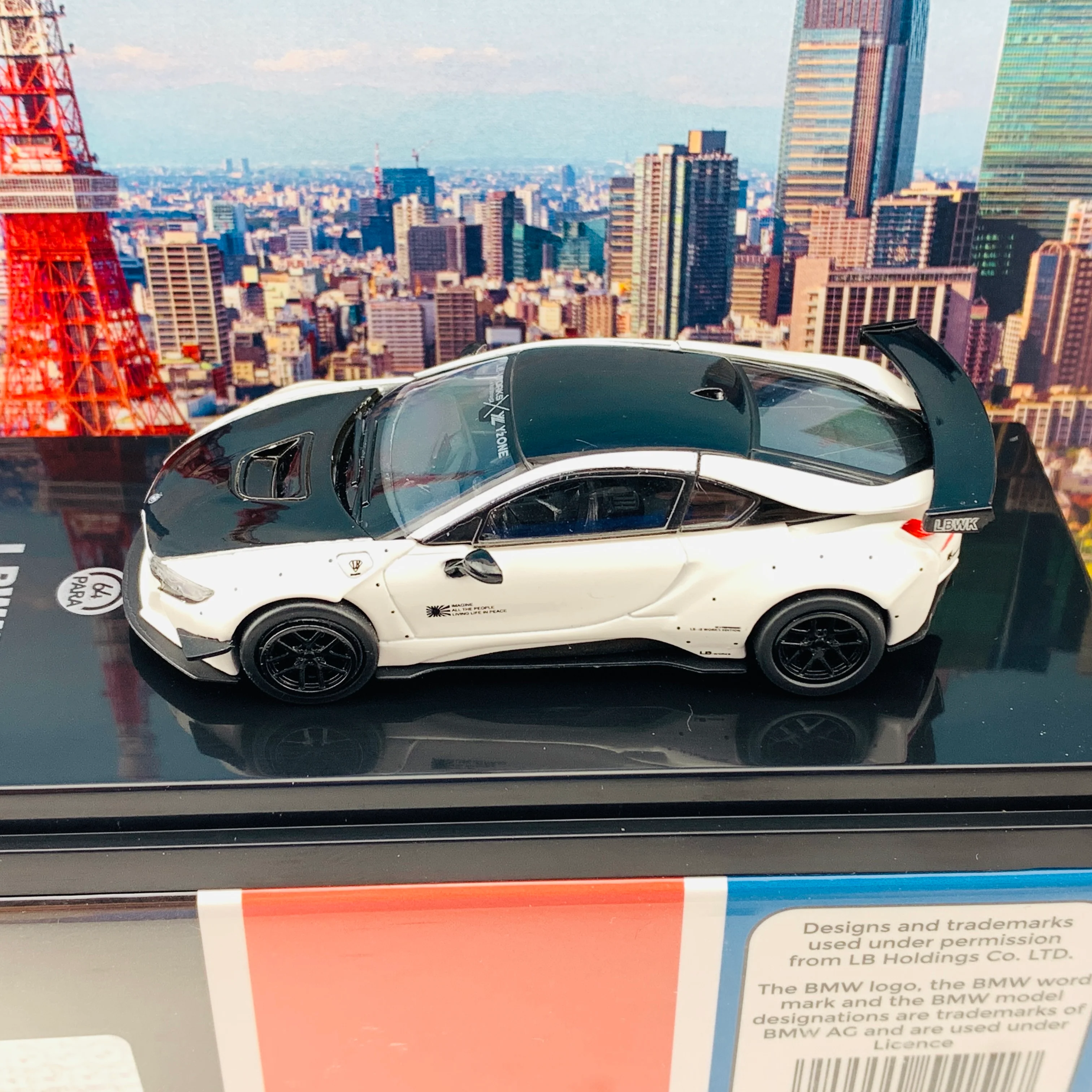 PARA64 1/64 Liberty Walk BMW i8 Black & White PA-55151 - Image 4