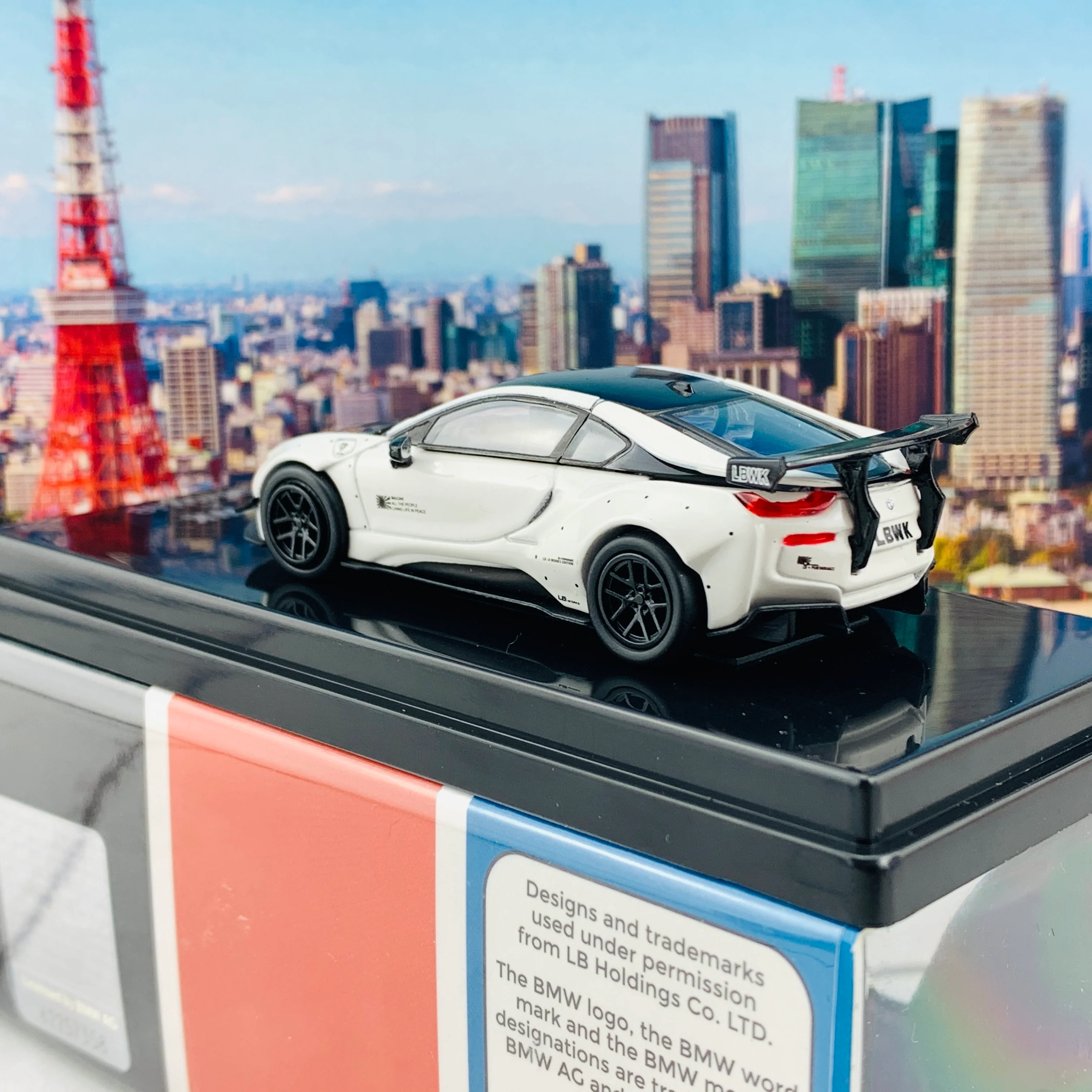 PARA64 1/64 Liberty Walk BMW i8 Black & White PA-55151 - Image 5
