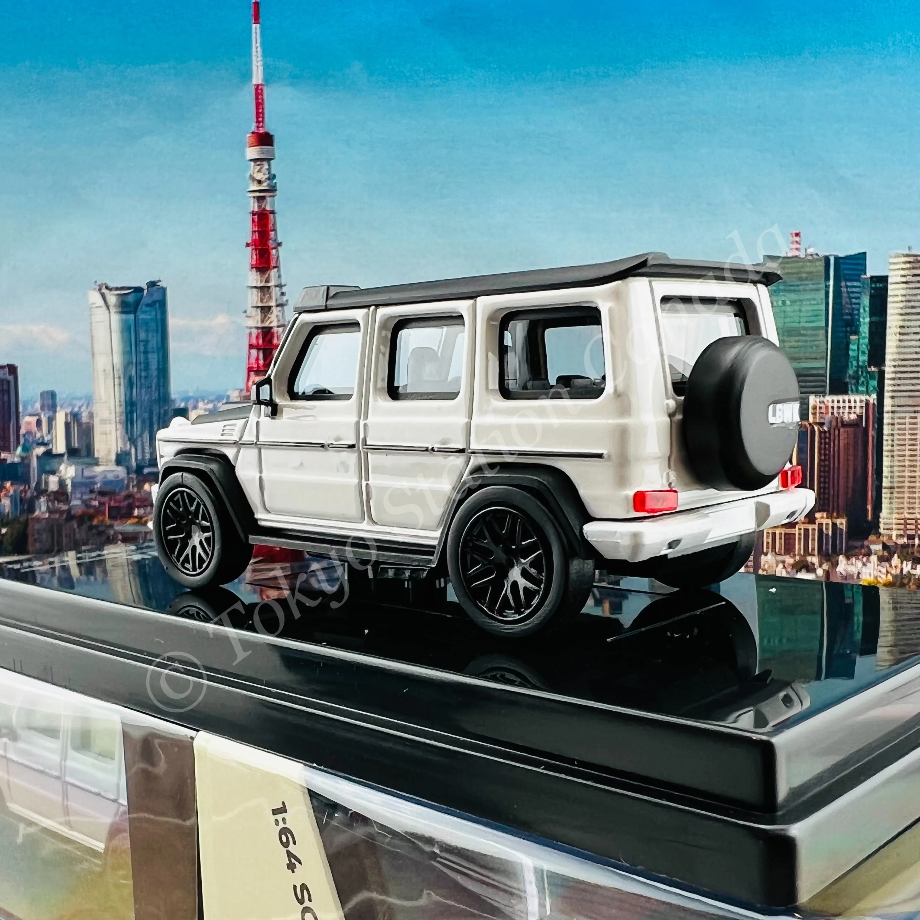 PARA64 1/64 Liberty Walk Mercedes-AMG G63 White LHD PA-55161 - Image 5