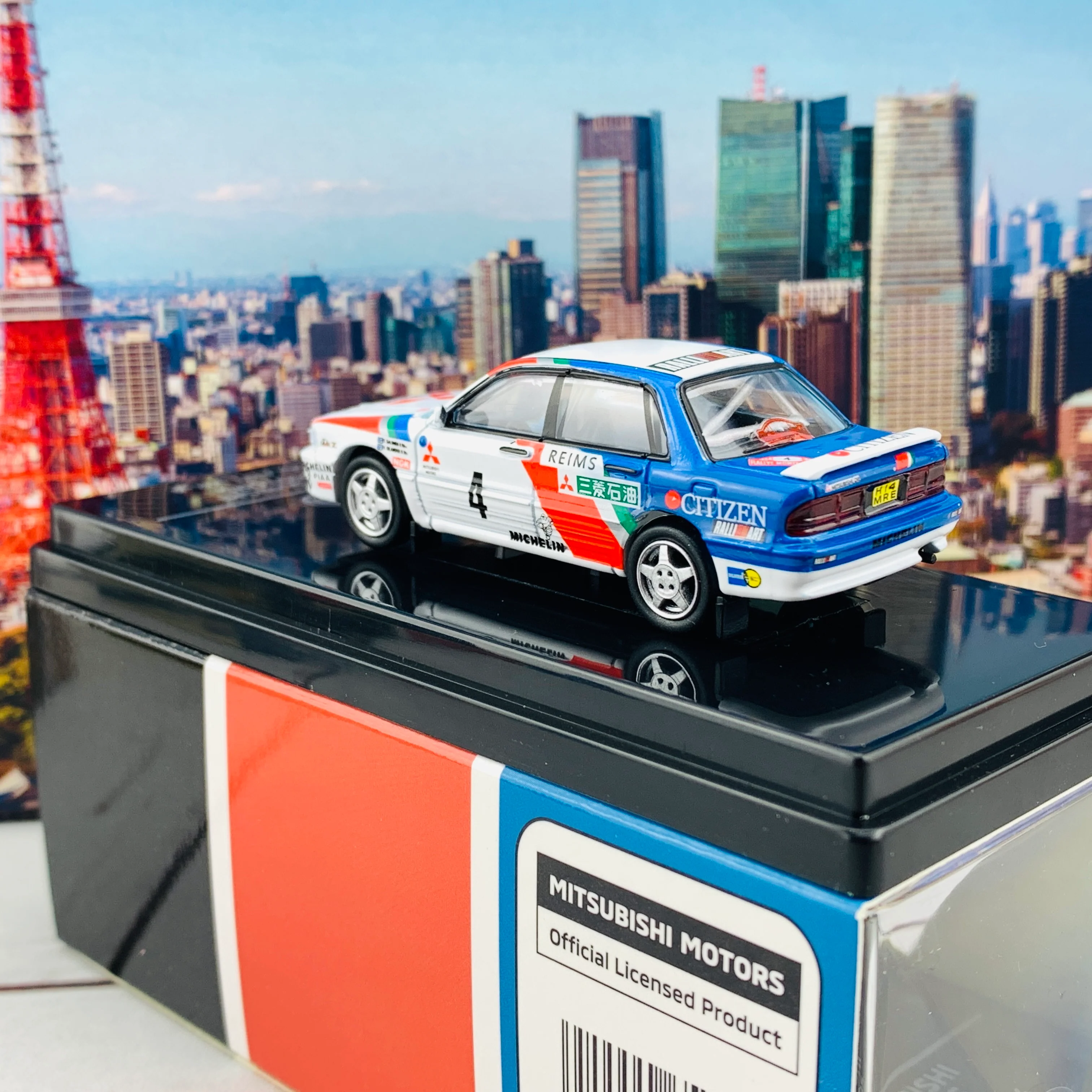 PARA64 1/64 Mitsubishi Galant VR4 Monte Carlo Rally 1991 #4 PA-65102 - Image 5