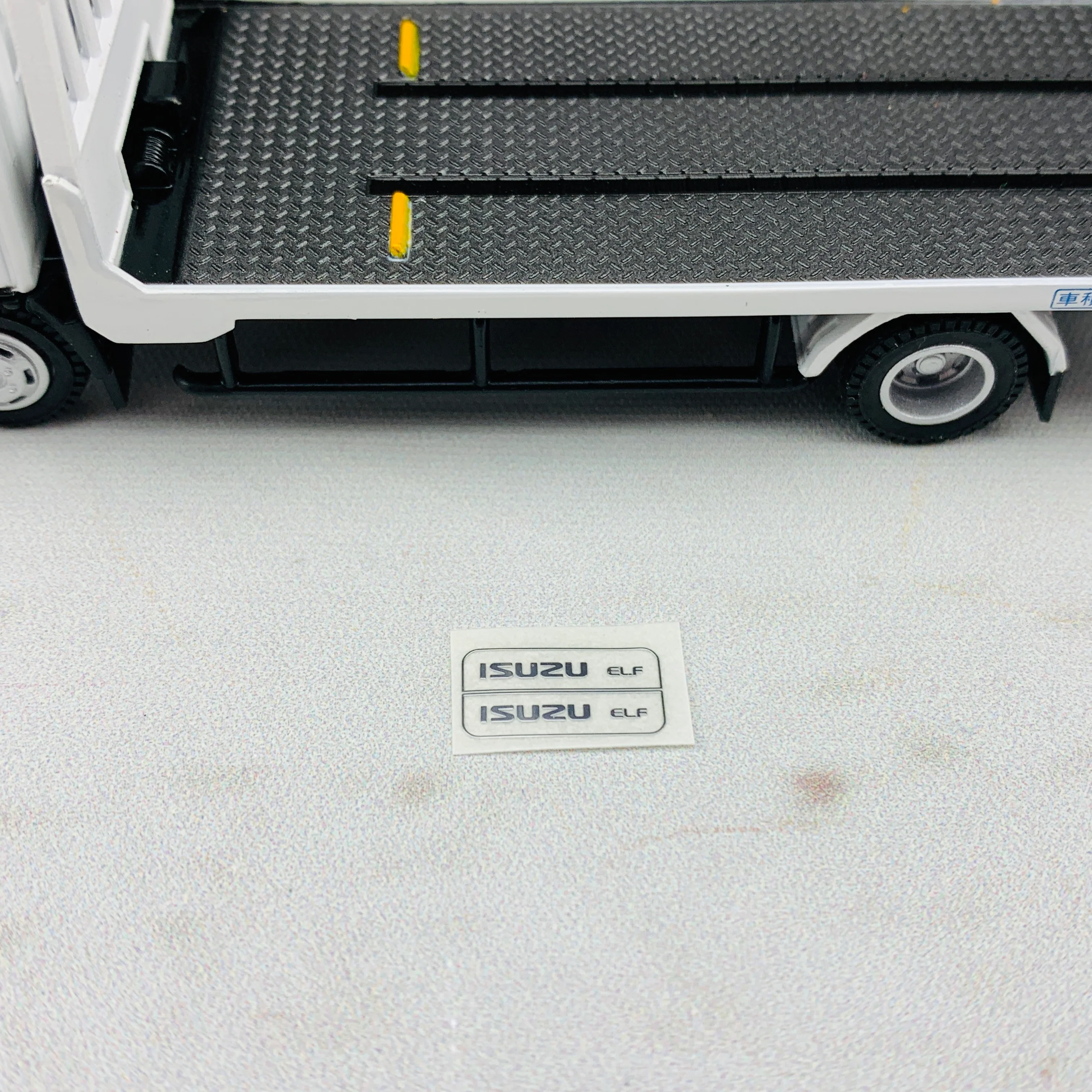 PEAKO 1/64 Y.E.S. Flatbed Tow Truck 63502 - Image 11