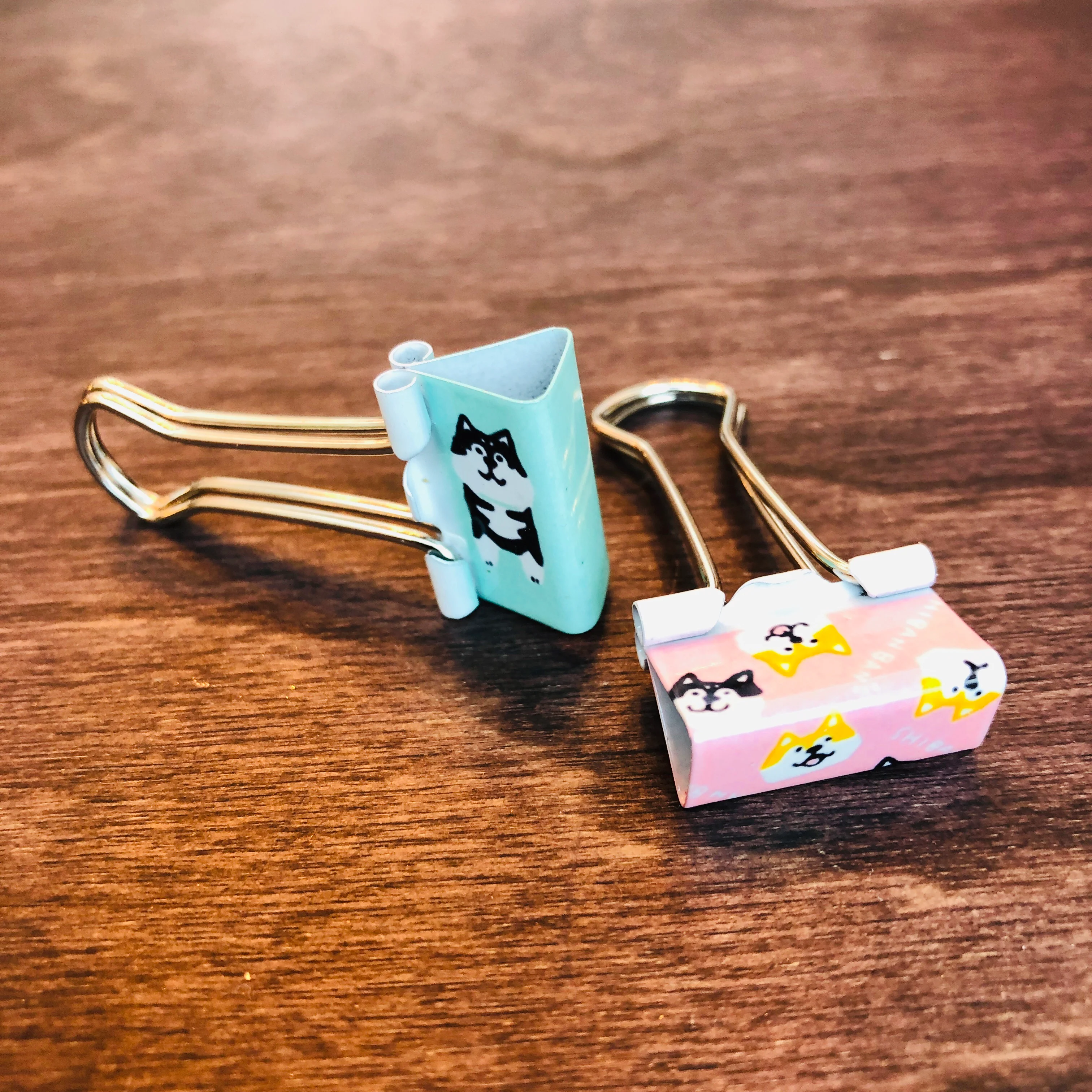 Mine Wave Shiba Inu Double Clips set of 10 pcs Pink and Green - Image 2