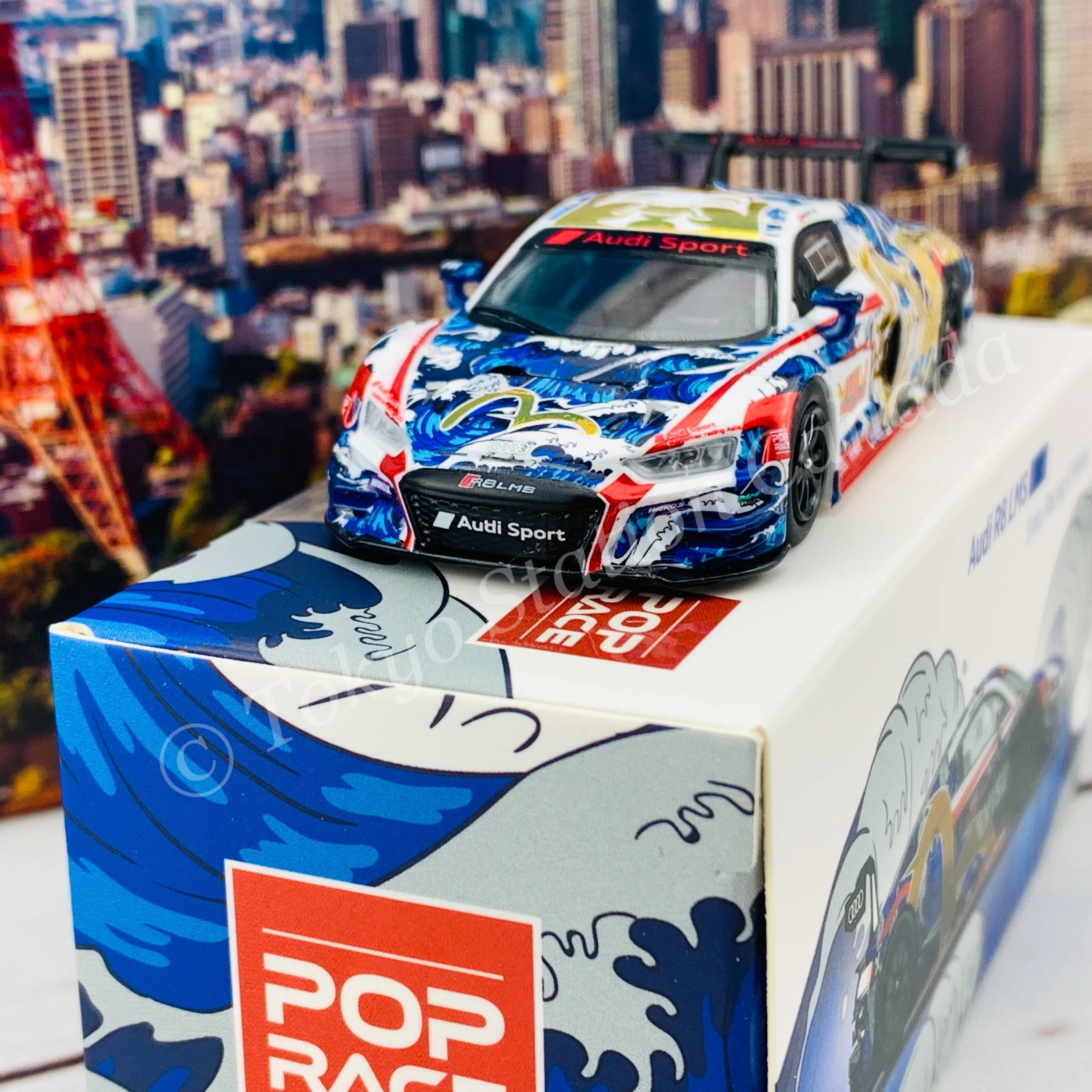 POPRACE 1/64 Audi R8 LM "EVISU x WORKS" Macau GT Cup 2020 Marchy Lee Presentation Car PR64-R8LMS-EVISU - Image 3