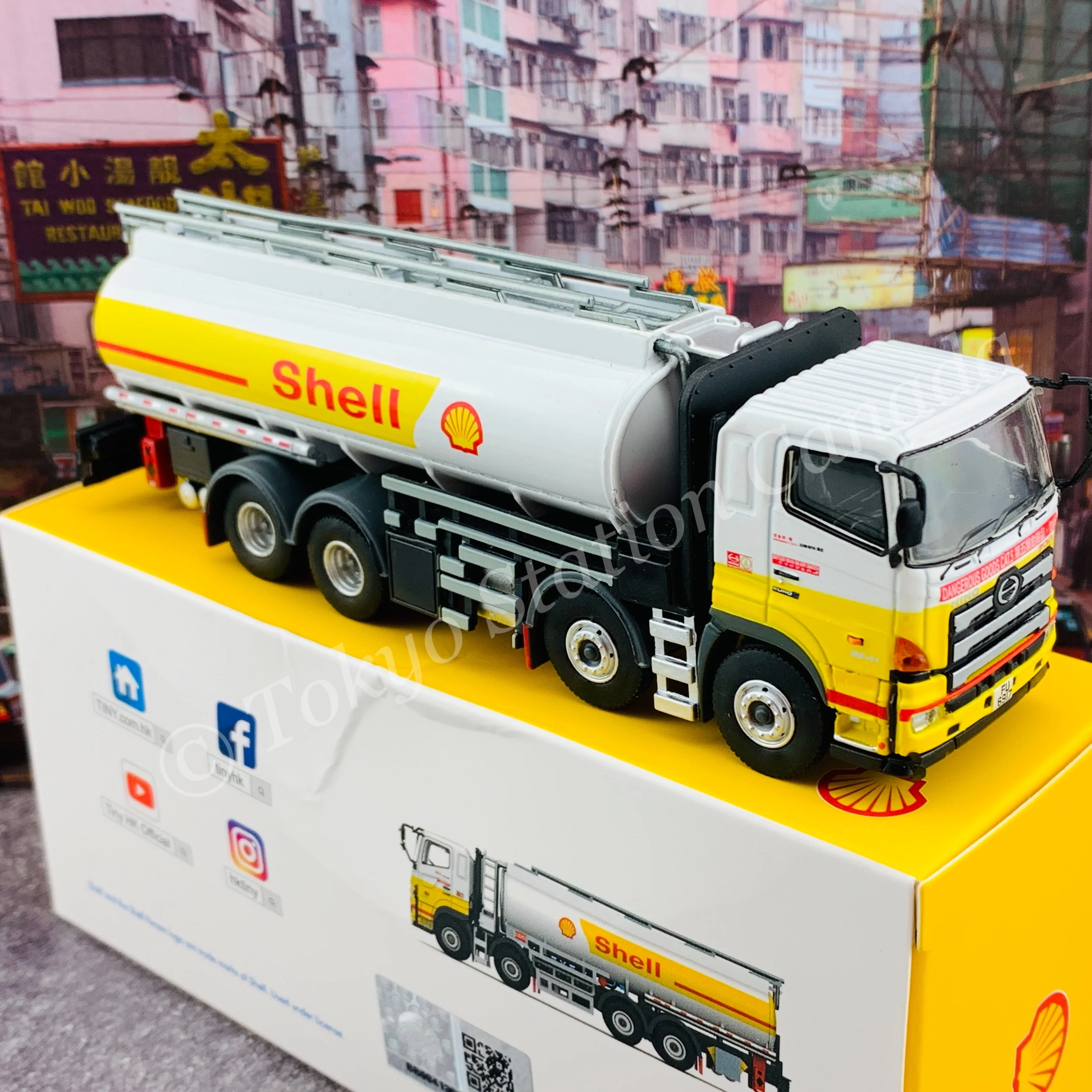 TINY 微影 179 HINO 700 Shell Oil Tanker Truck 日野 700 蜆殼運油車 ATC64617 - Image 7