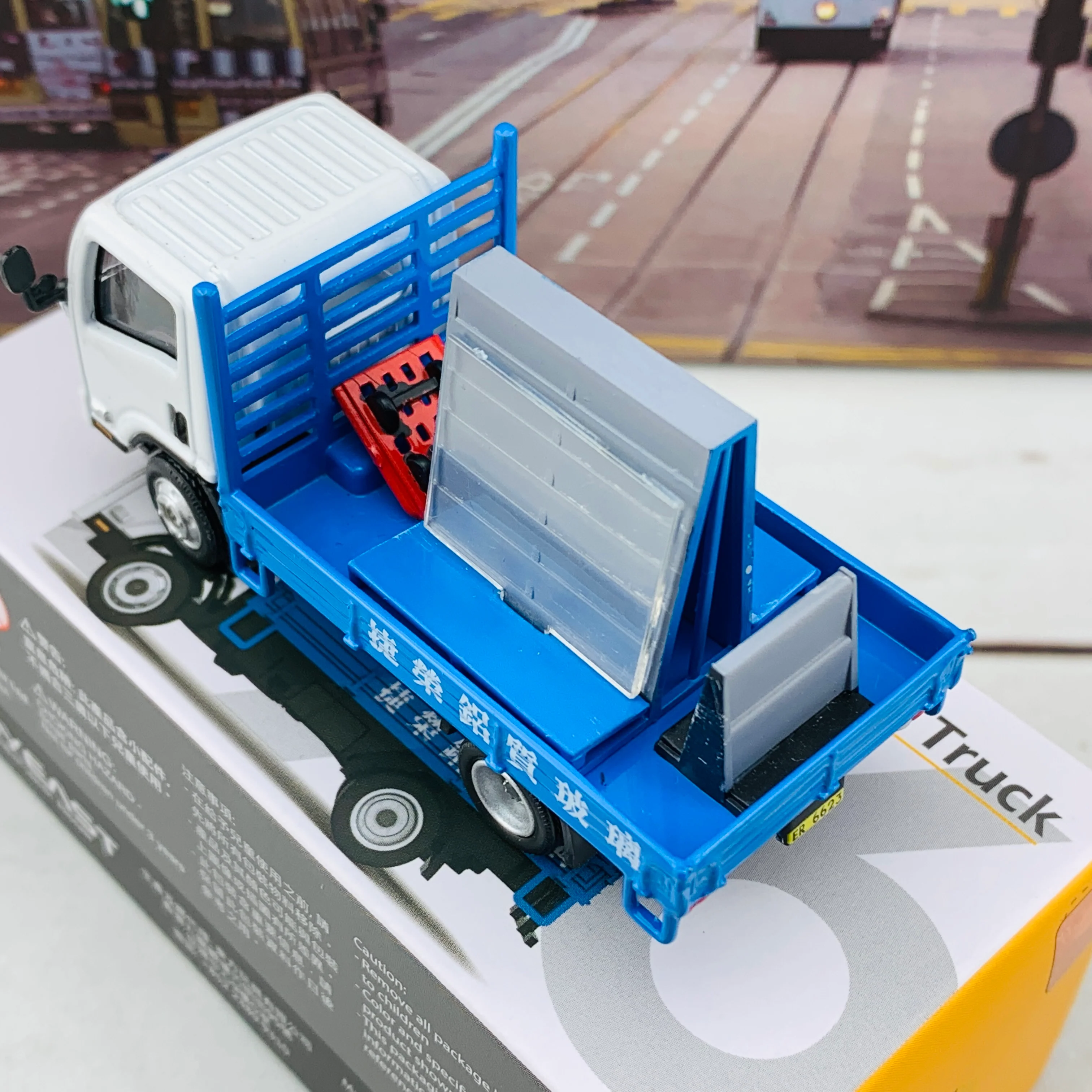 1/76 Tiny 微影 196 ISUZU N Series Glass Transport Truck 五十鈴N系列 玻璃運送車 ATC64674 - Image 6