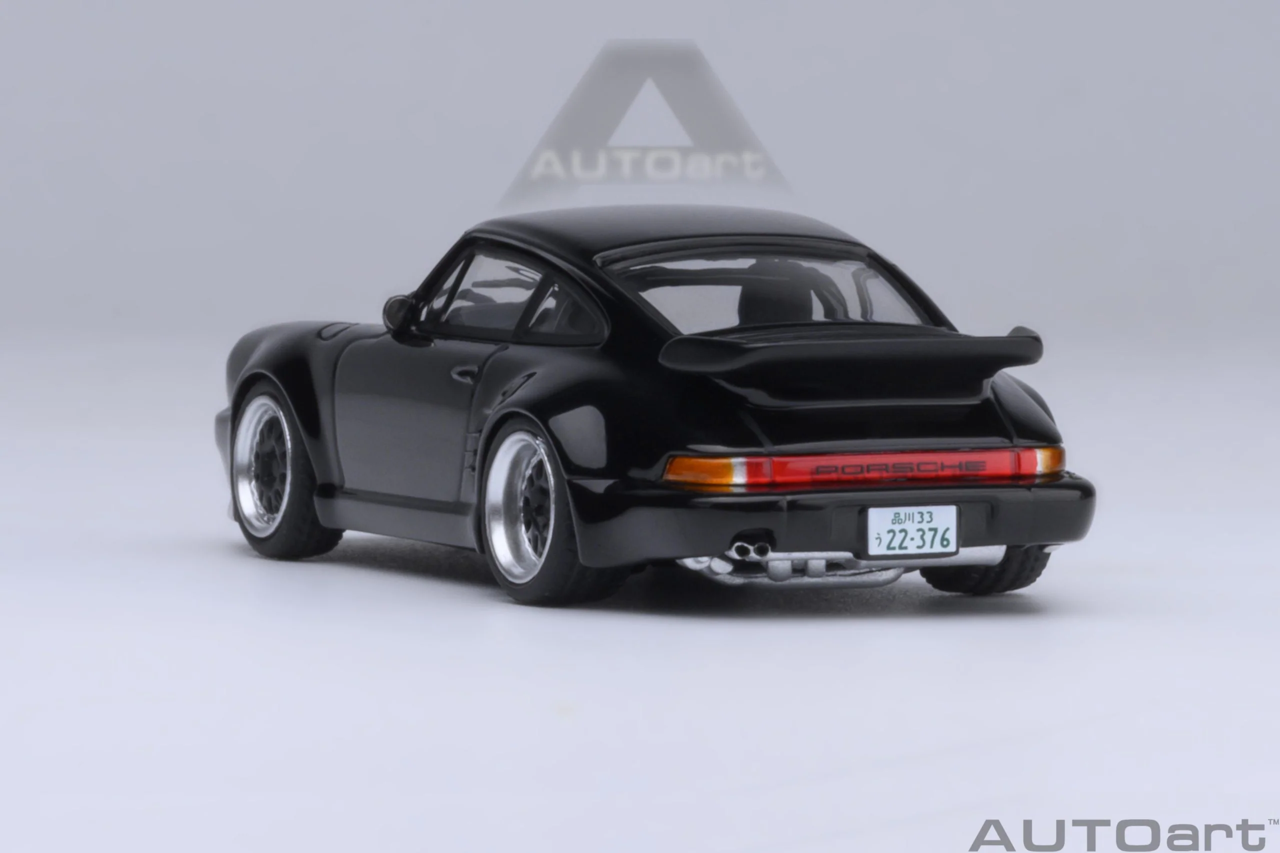 PREORDER AUTOART Junior Street 1/64 Porsche 911 (930)Turbo Wangan Midnight Blackbird, Comic #1 Version 20636 (Approx. Release Date: Q3 2025 and subject to the manufacturer's final decision) - Image 2