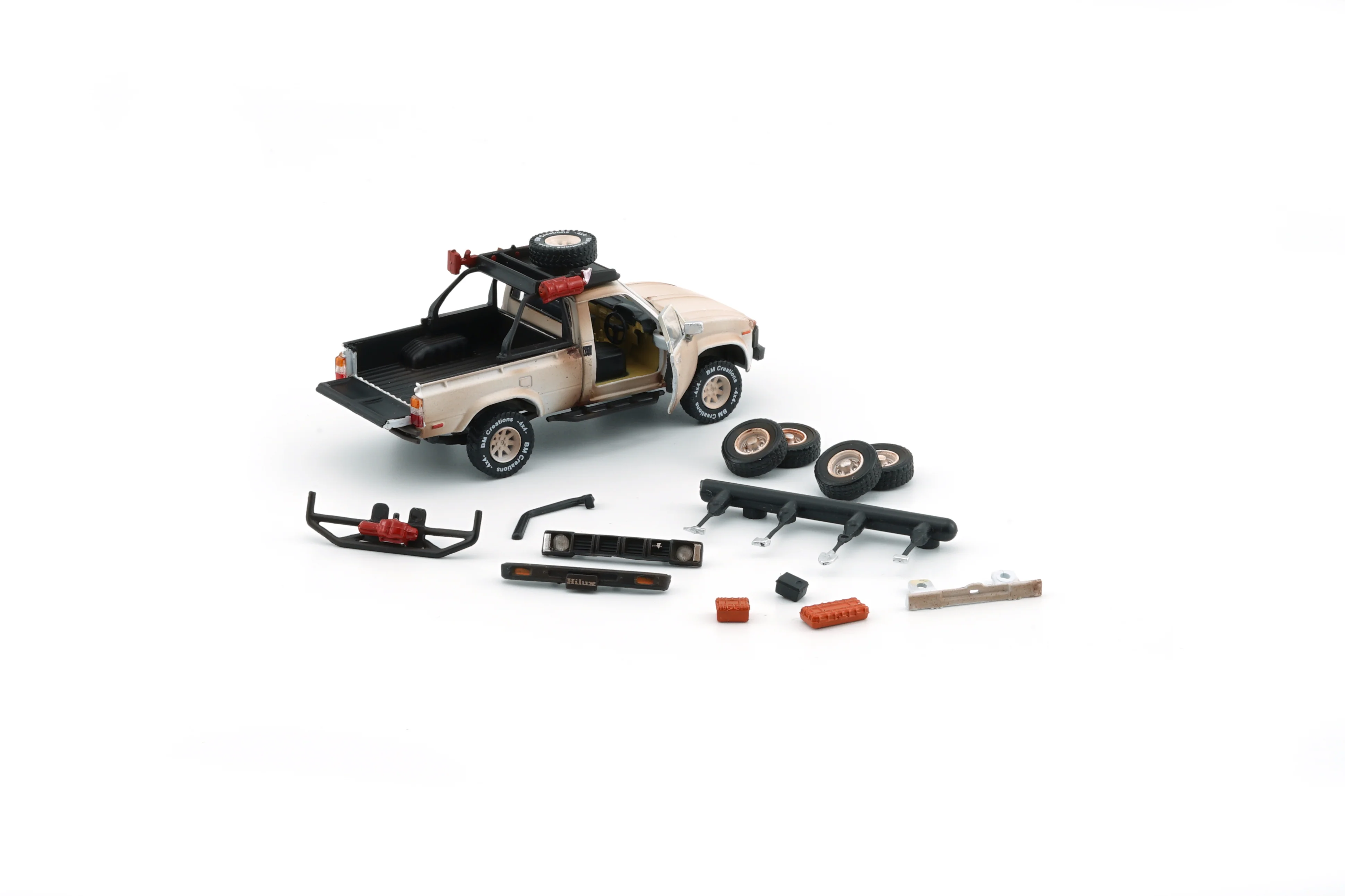 BM Creations 1/64 Toyota 1980 Hilux N60, N70 Matte Rusting White w/Accessories LHD 64B0359 - Image 2