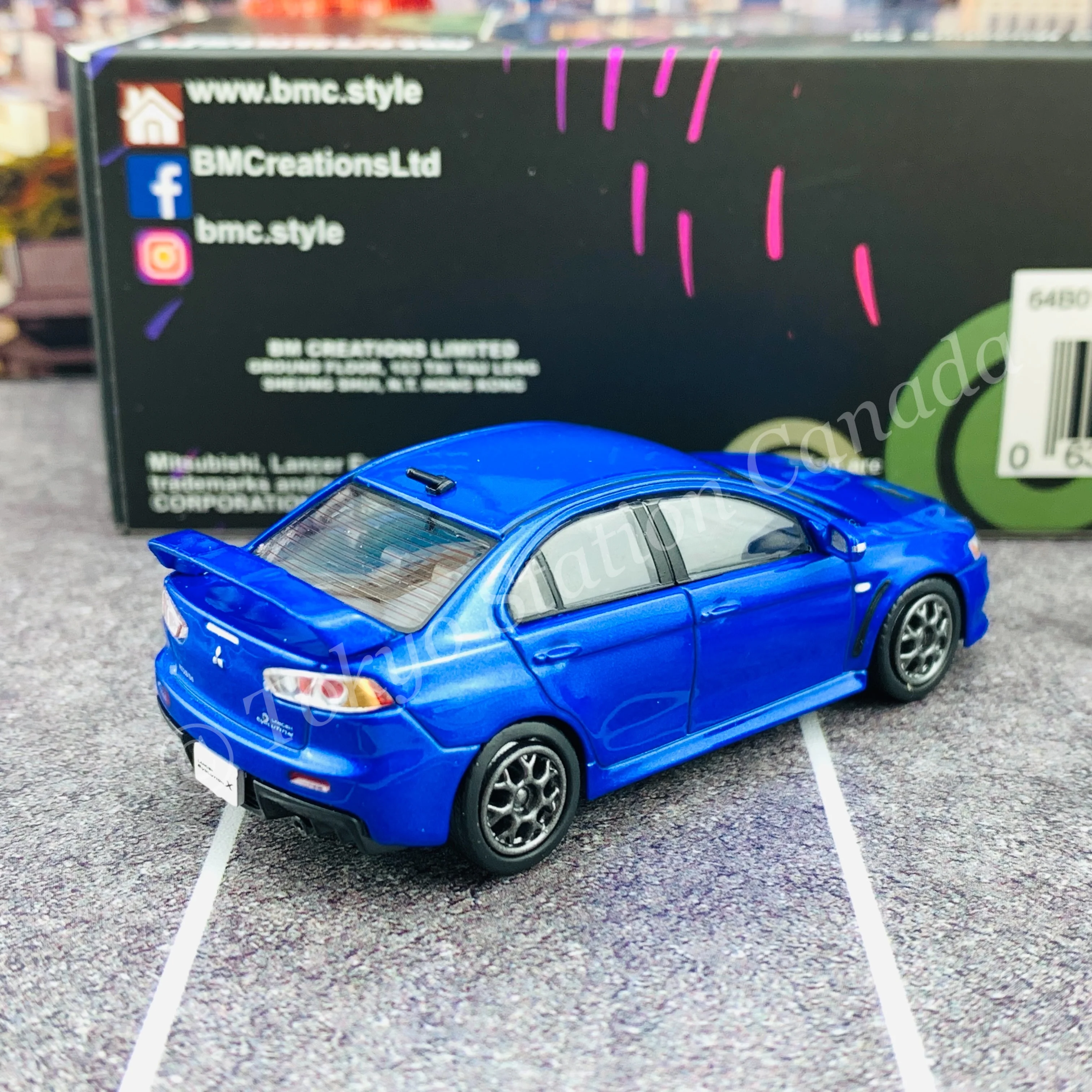 BM CREATIONS JUNIOR 1/64 Mitsubishi Lancer EVO X BLUE LHD with Extra Wheels and Lowering Parts 64B0115 - Image 3
