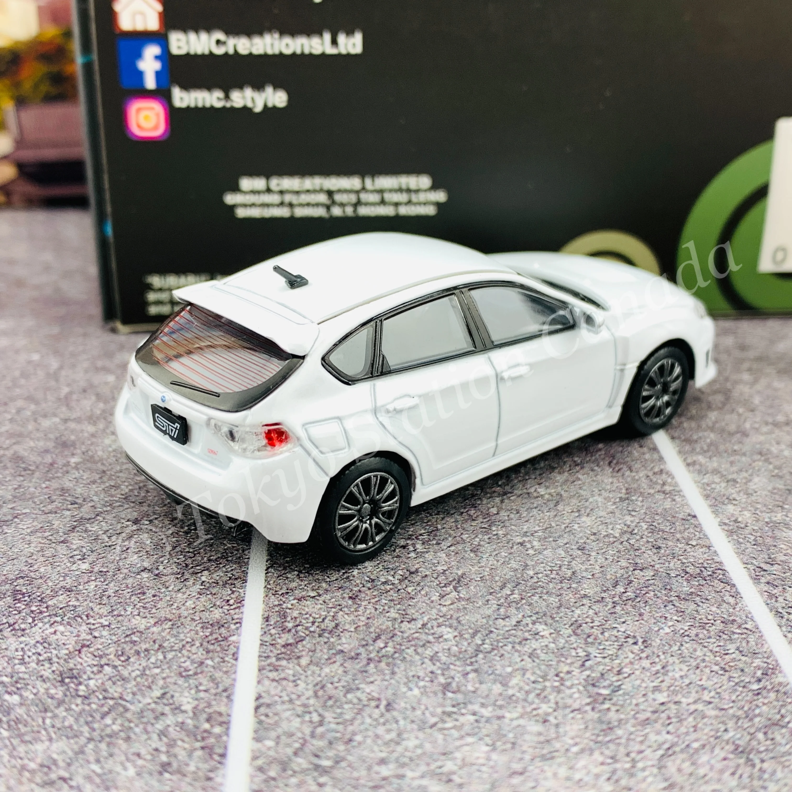 BM CREATIONS JUNIOR 1/64 Subaru 2009 Impreza WRX WHITE LHD with Extra Wheels and Lowering Parts 64B0111 - Image 3