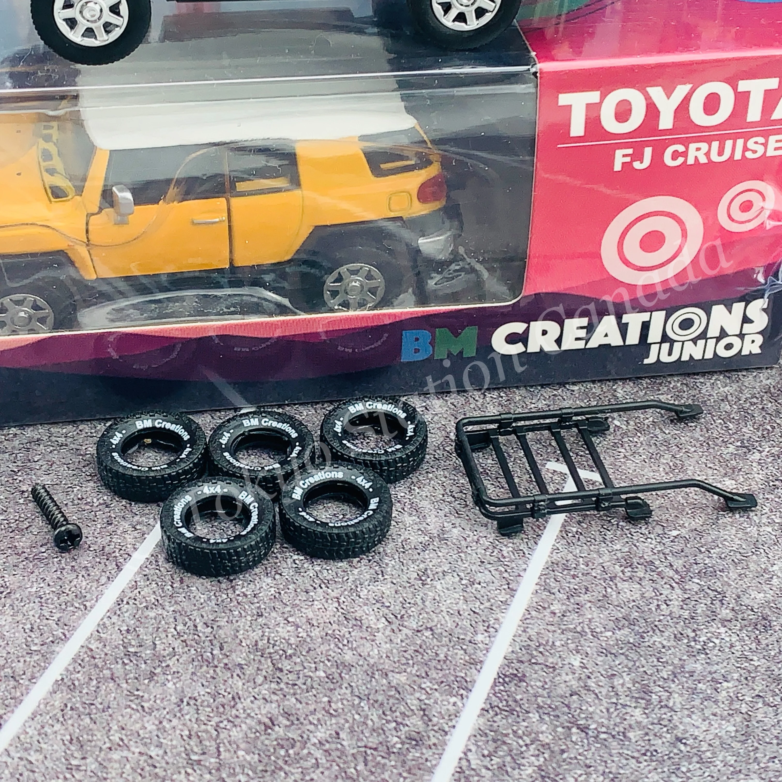 BM Creations JUNIOR 1/64 Toyota 2015 FJ Cruiser Yellow RHD 64B0132 - Image 2