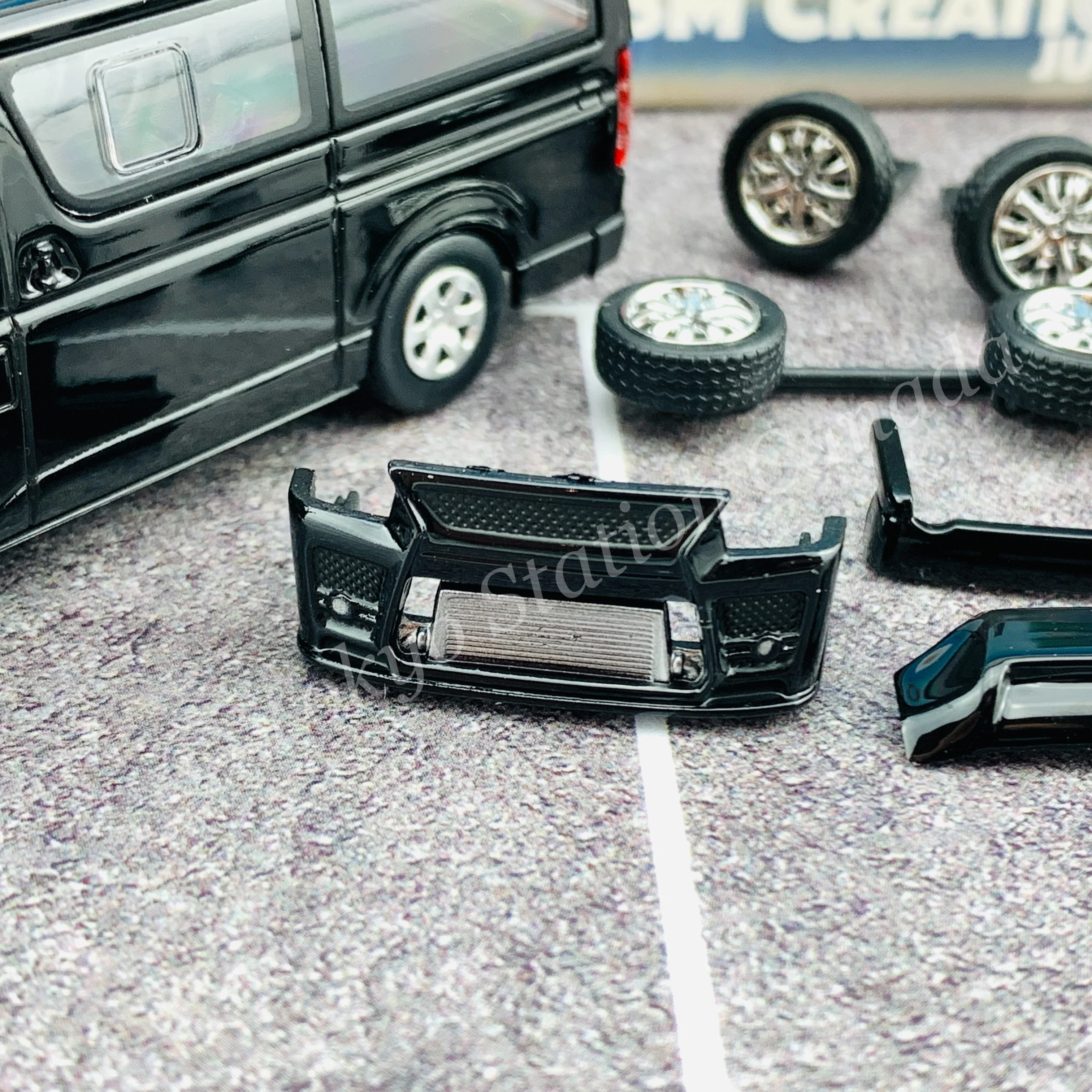BM CREATIONS JUNIOR 1/64 Toyota 2016 Hiace BLACK RHD with Extra Wheels, Lowering Parts and Body Kit 64B0144 - Image 4