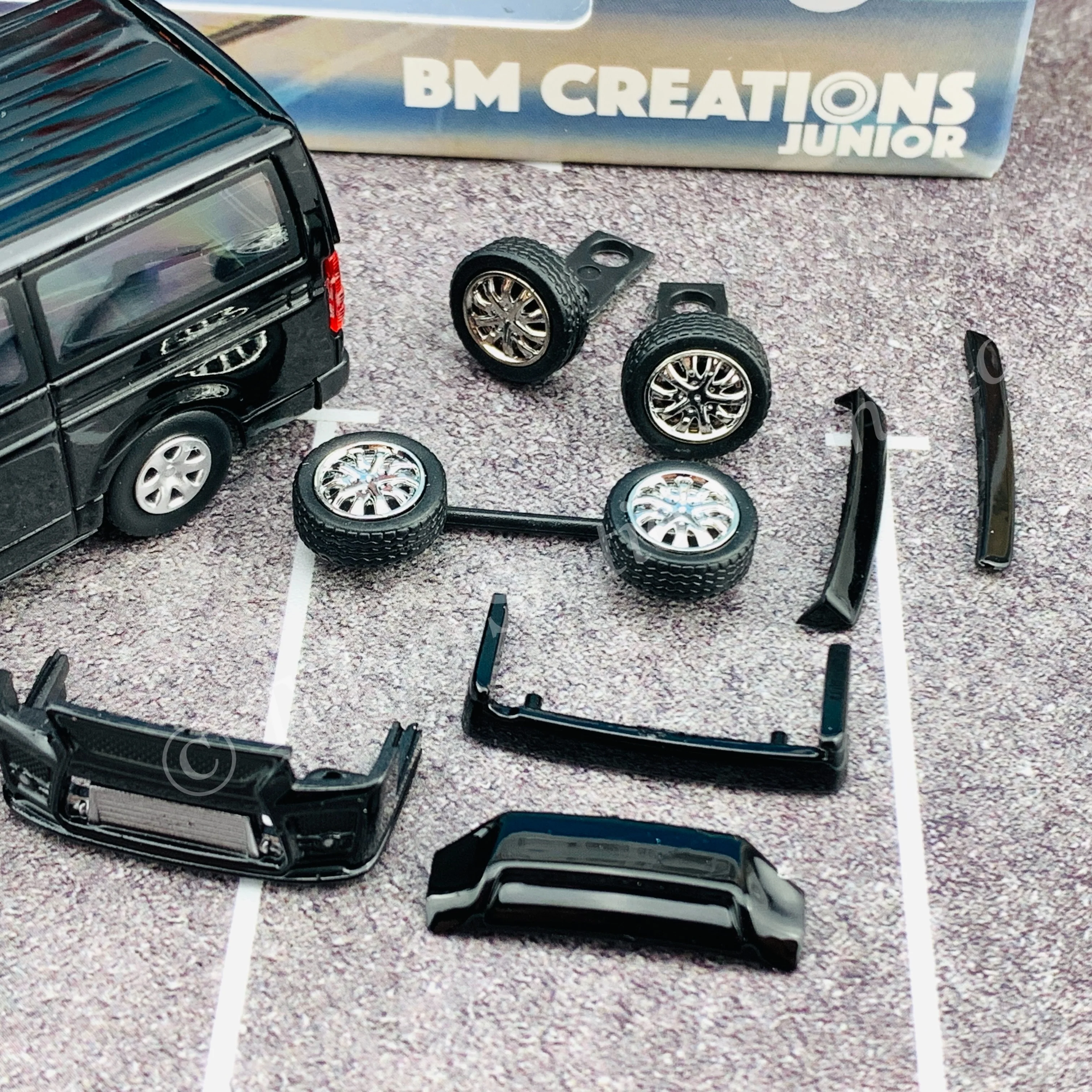 BM CREATIONS JUNIOR 1/64 Toyota 2016 Hiace BLACK RHD with Extra Wheels, Lowering Parts and Body Kit 64B0144 - Image 5