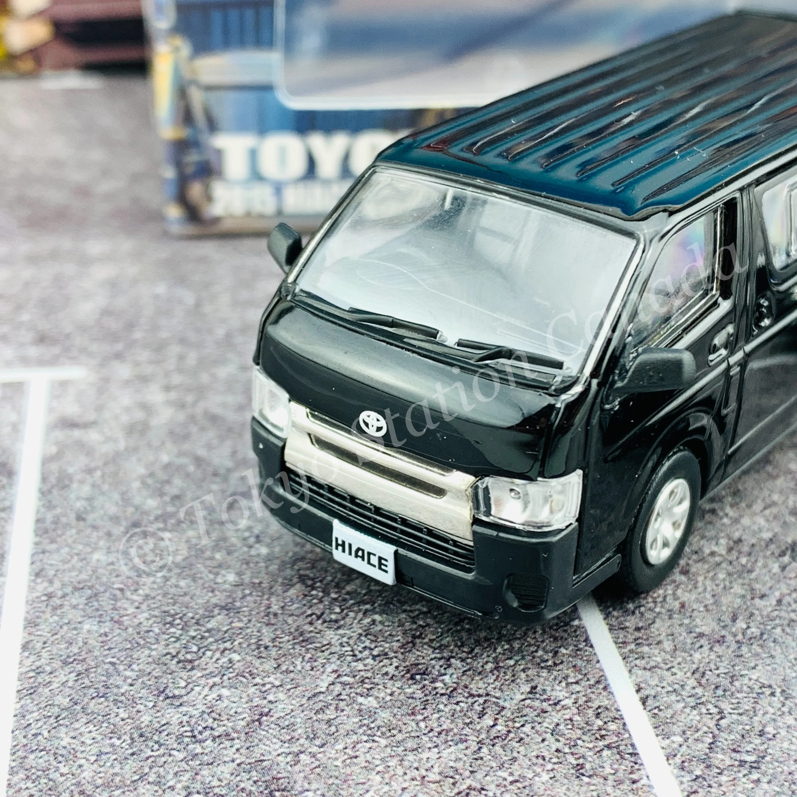 BM CREATIONS JUNIOR 1/64 Toyota 2016 Hiace BLACK RHD with Extra Wheels, Lowering Parts and Body Kit 64B0144 - Image 6