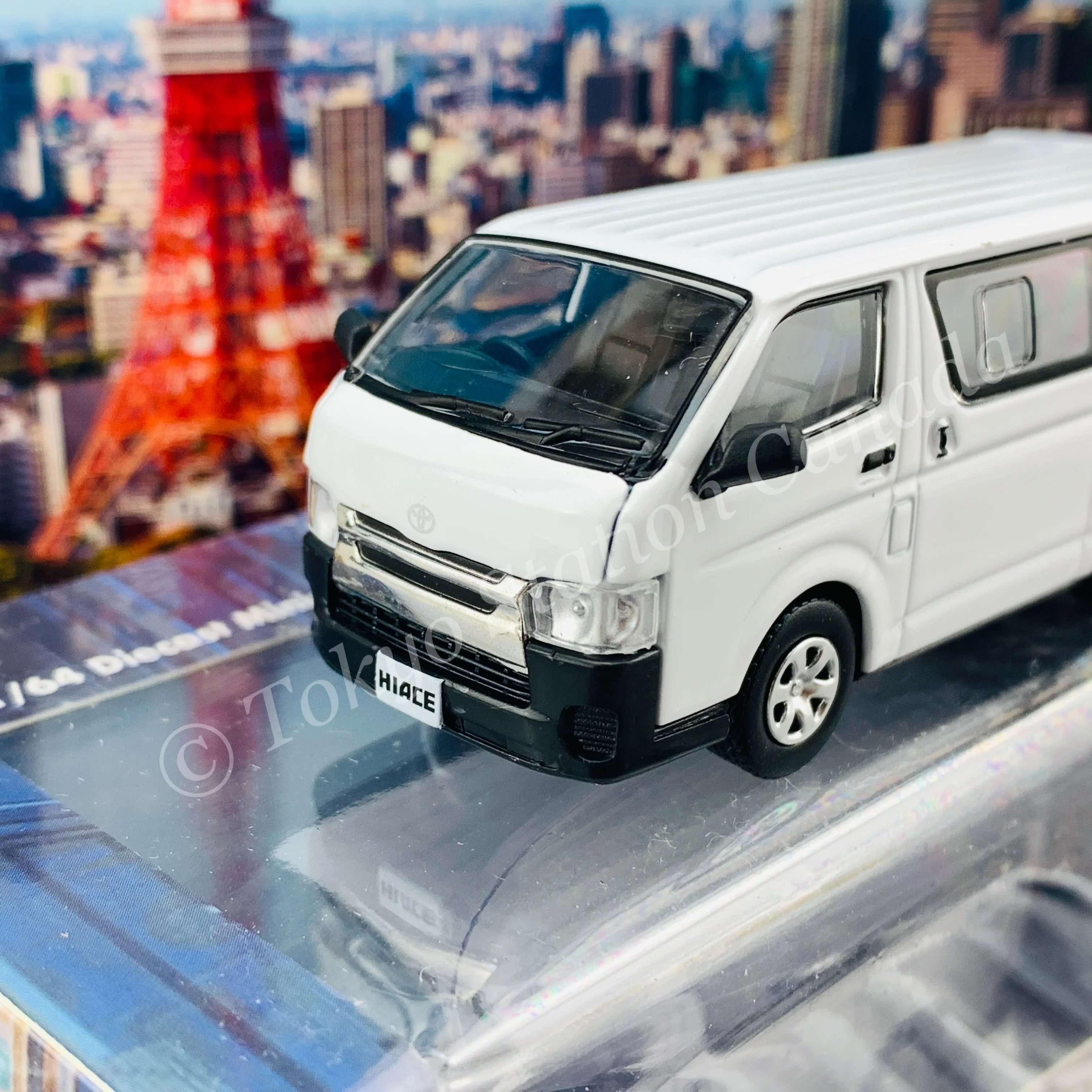 BM CREATIONS JUNIOR 1/64 Toyota 2015 Hiace KDH200V WHITE RHD with Extra Wheels, Lowering Parts and Body Kit 64B0142 - Image 4
