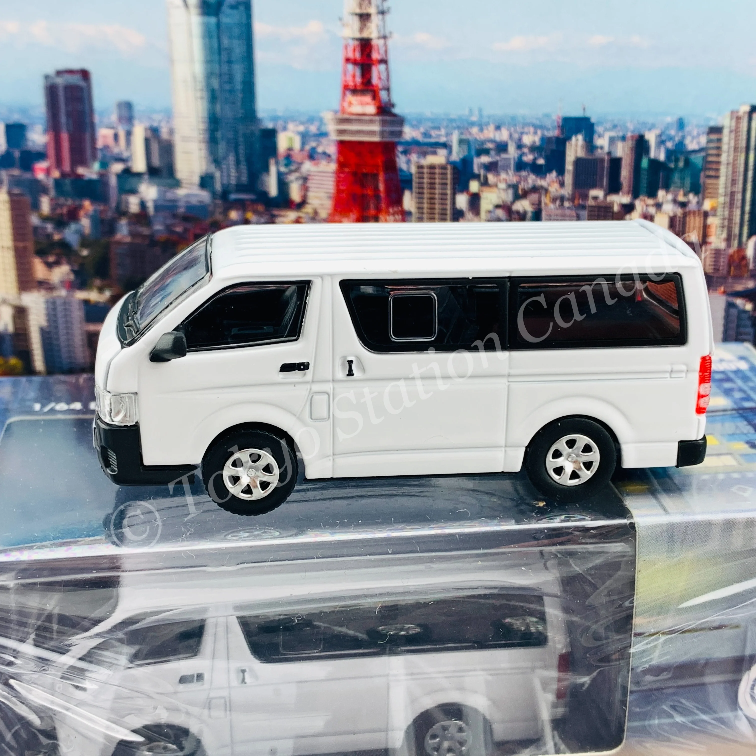 BM CREATIONS JUNIOR 1/64 Toyota 2015 Hiace KDH200V WHITE RHD with Extra Wheels, Lowering Parts and Body Kit 64B0142 - Image 5