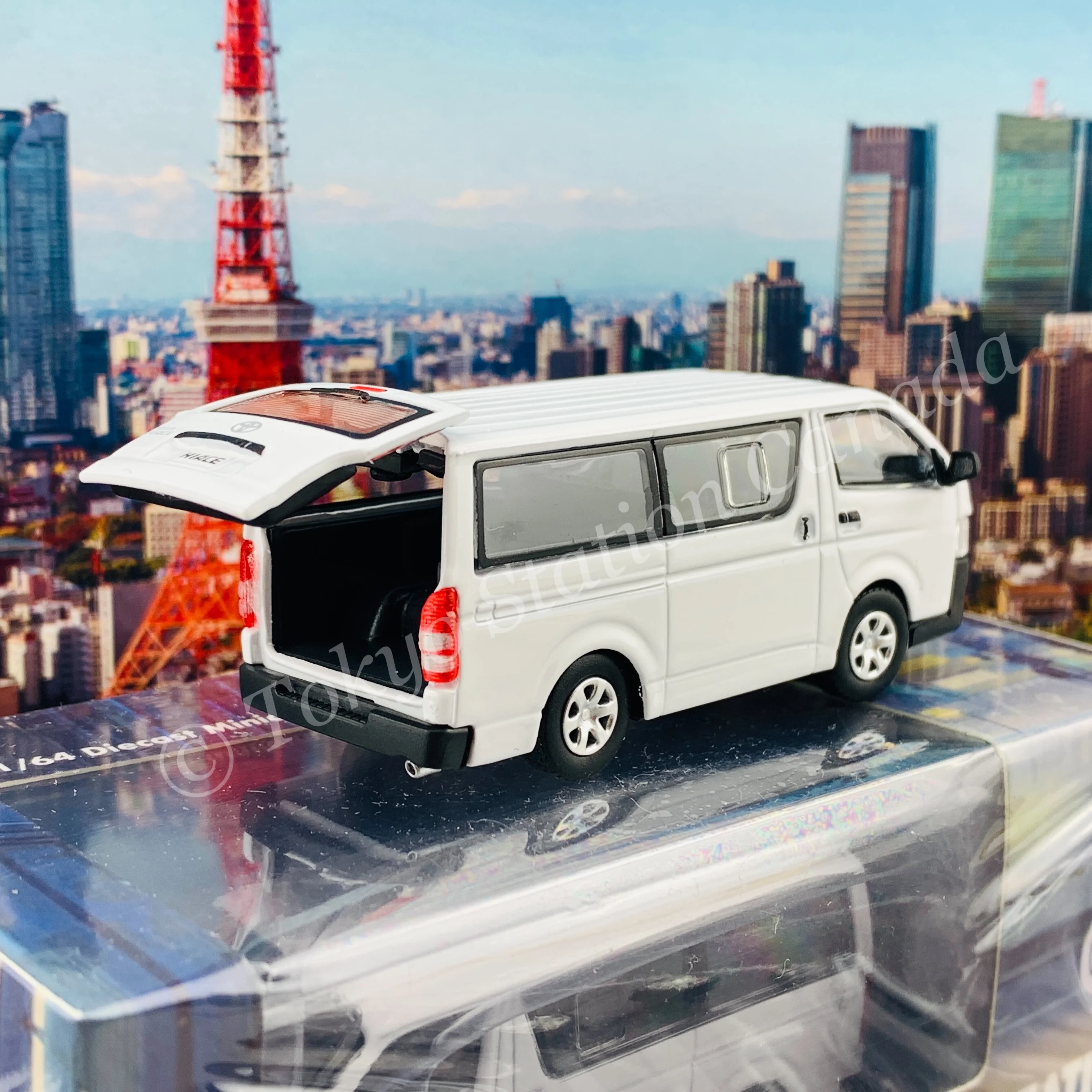 BM CREATIONS JUNIOR 1/64 Toyota 2015 Hiace KDH200V WHITE RHD with Extra Wheels, Lowering Parts and Body Kit 64B0142 - Image 9