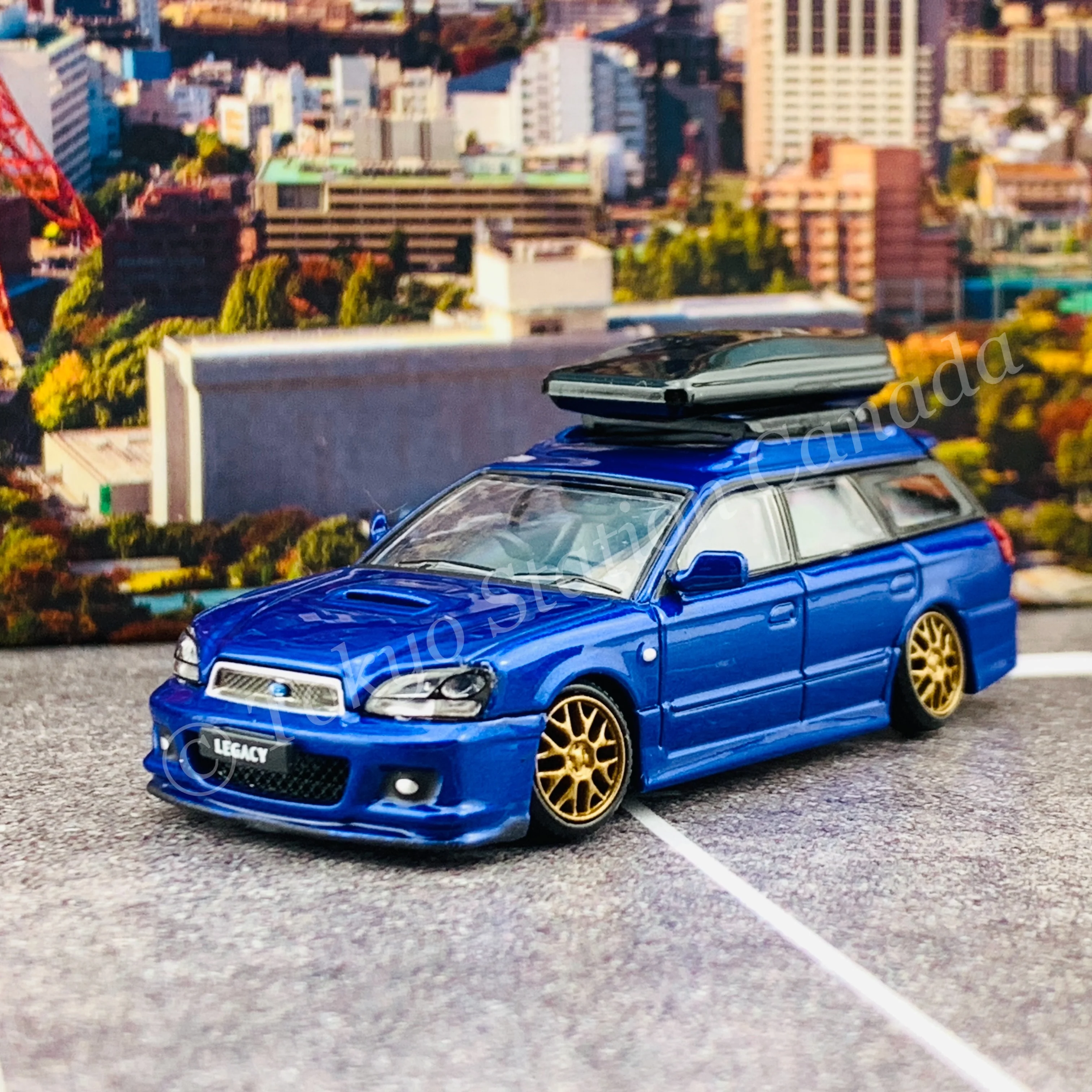 BM Creations JUNIOR 1/64 Subaru 2002 Legacy E-tune II BLUE RHD with Extra Wheels, Lowering Parts 64B0150 - Image 4