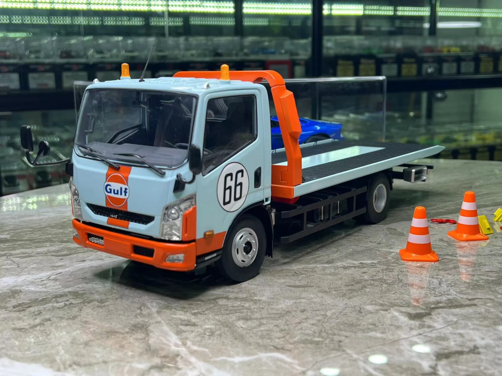 PREORDER DBGT 1/18 Flatbed Gulf Livery (Approx. release in JULY 2023 and subject to the manufacturer's final decision) - Image 3