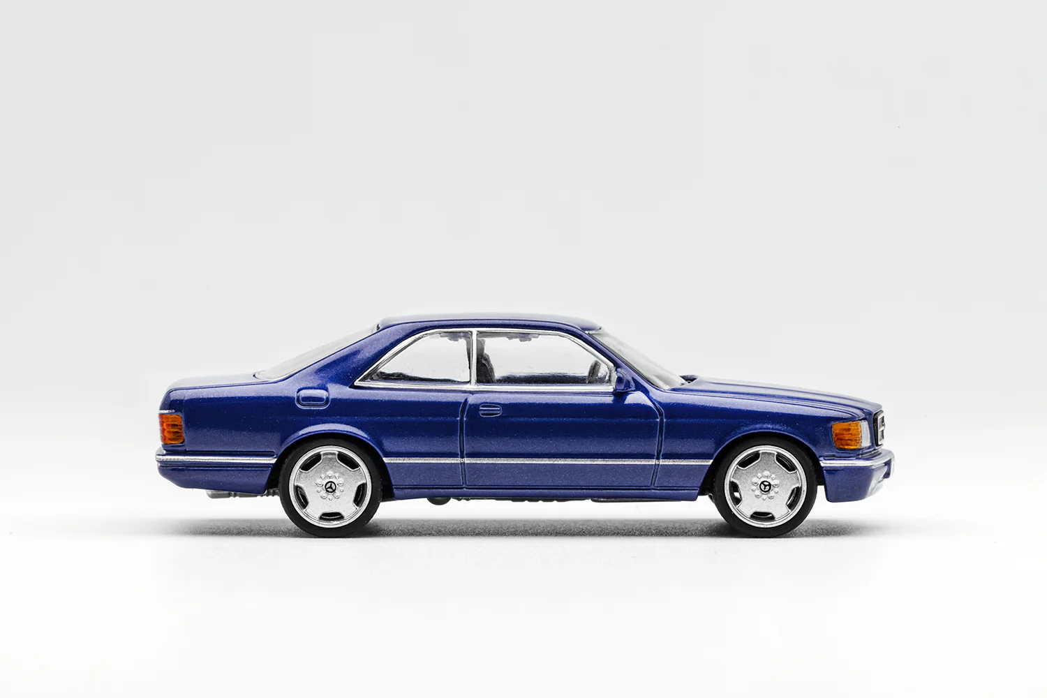 DCT 1/64 Benz 500SEC Blue LHD LL-010-88 - Image 2