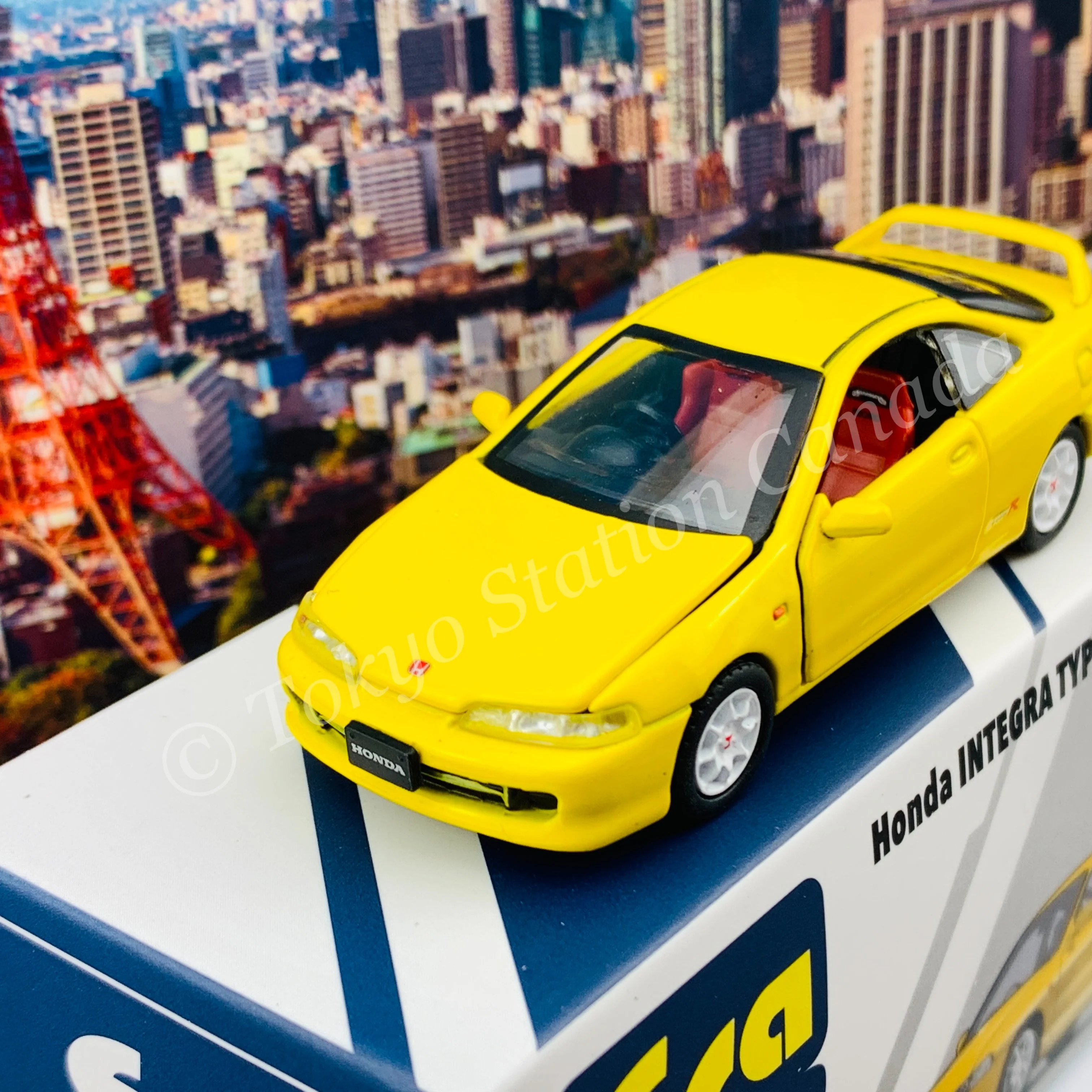 ERA CAR 1/64 11 Honda Interga Type R DC2 - Yellow HA21DC2RN1101 - Image 2