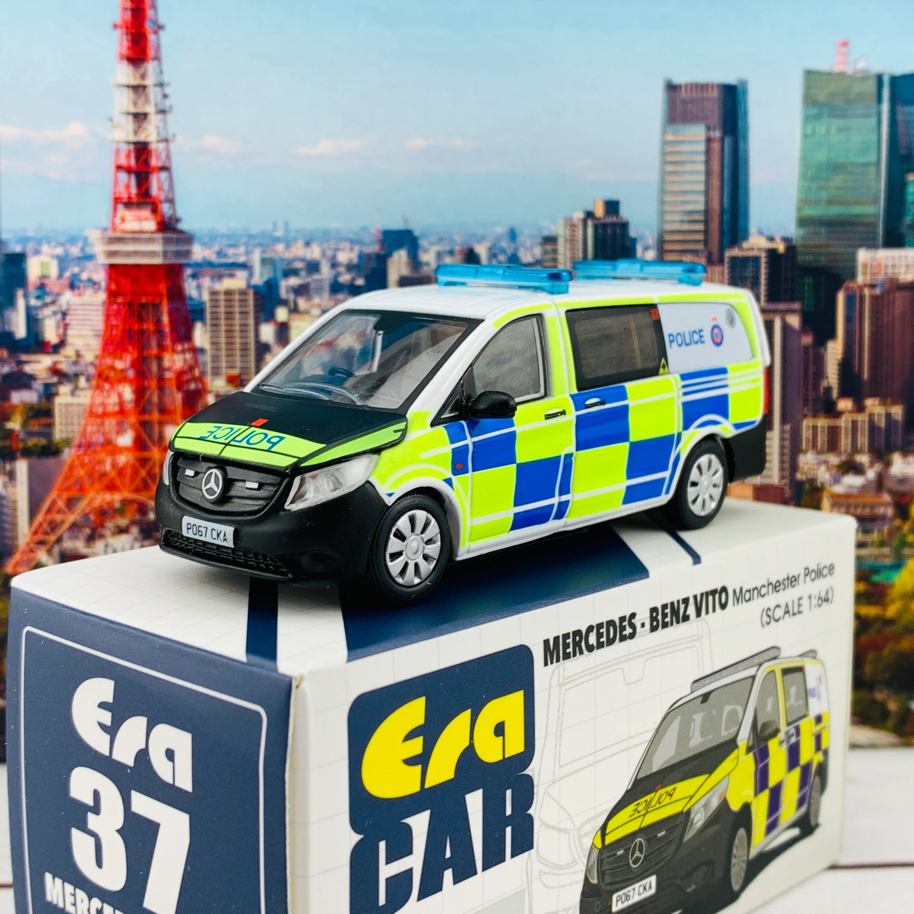 ERA CAR 37 1/64 Mercedes-Benz Vito - Manchester Police MB20VITRN37 - Image 4