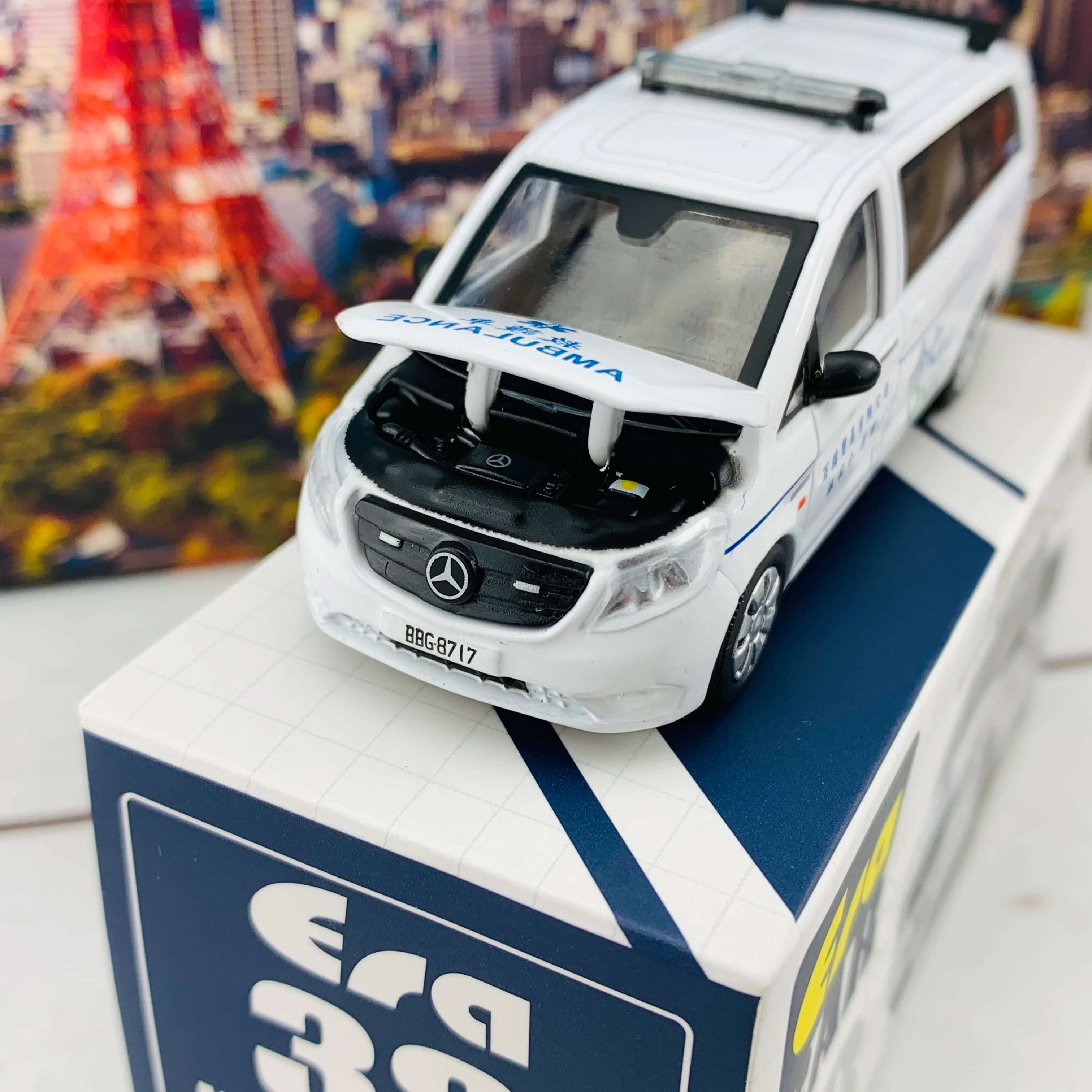 ERA CAR 38 1/64 Mercedes-Benz Vito - Taiwan Ambulance 台大醫院 .1ST Special Edition MB20VITRF38 - Image 6
