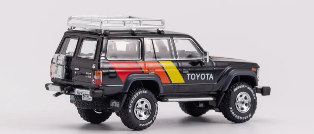 GCD 1/64 Toyota Land Cruiser LC60 TRD Black Edition - Image 2