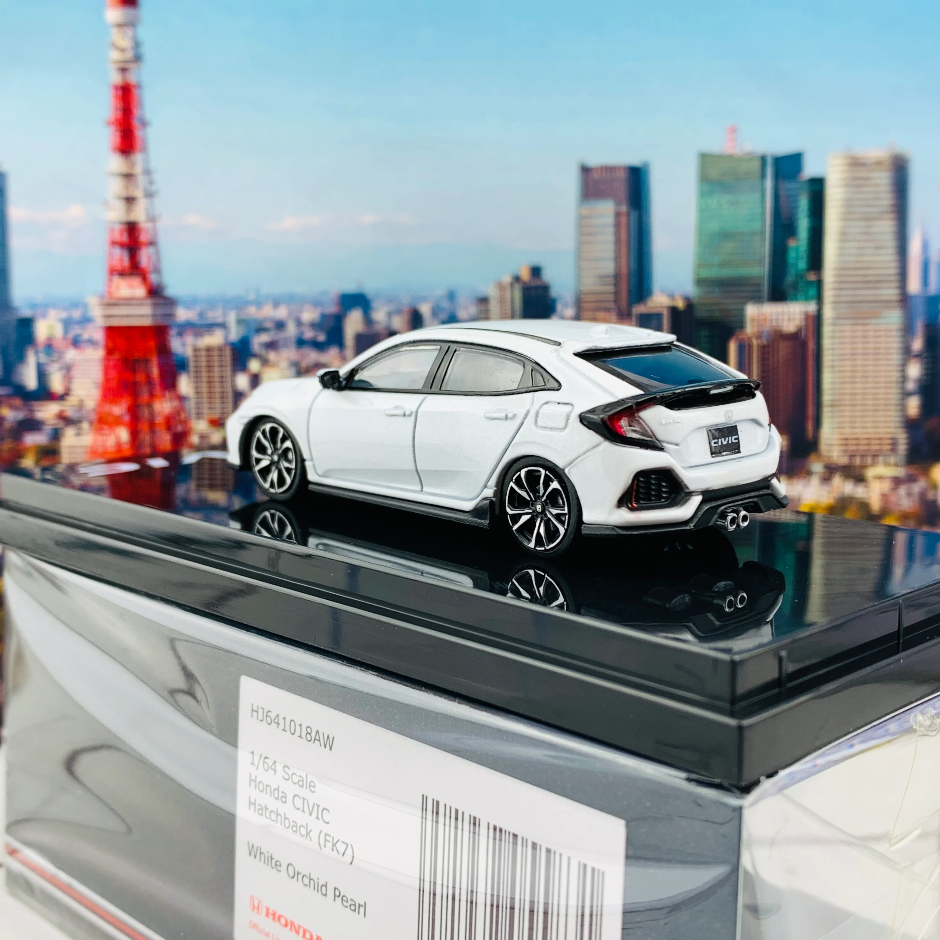 HOBBY JAPAN 1/64 Honda CIVIC Hatchback FK7 White Pearl HJ641018AW - Image 5