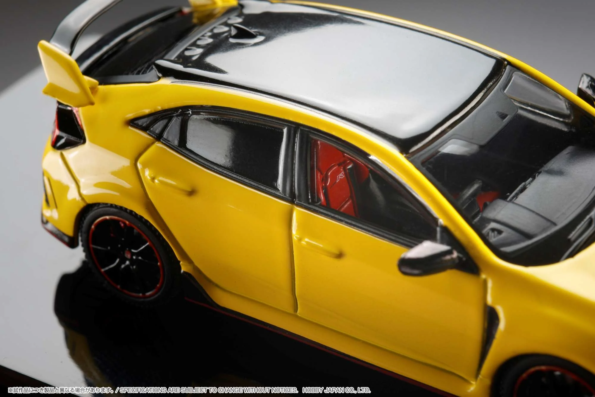 HOBBY JAPAN 1/64  Honda CIVIC Type R Limited Edition (FK8) 2020 with Engine Display Model Sunlight Yellow Ⅱ HJ642055BY - Image 8