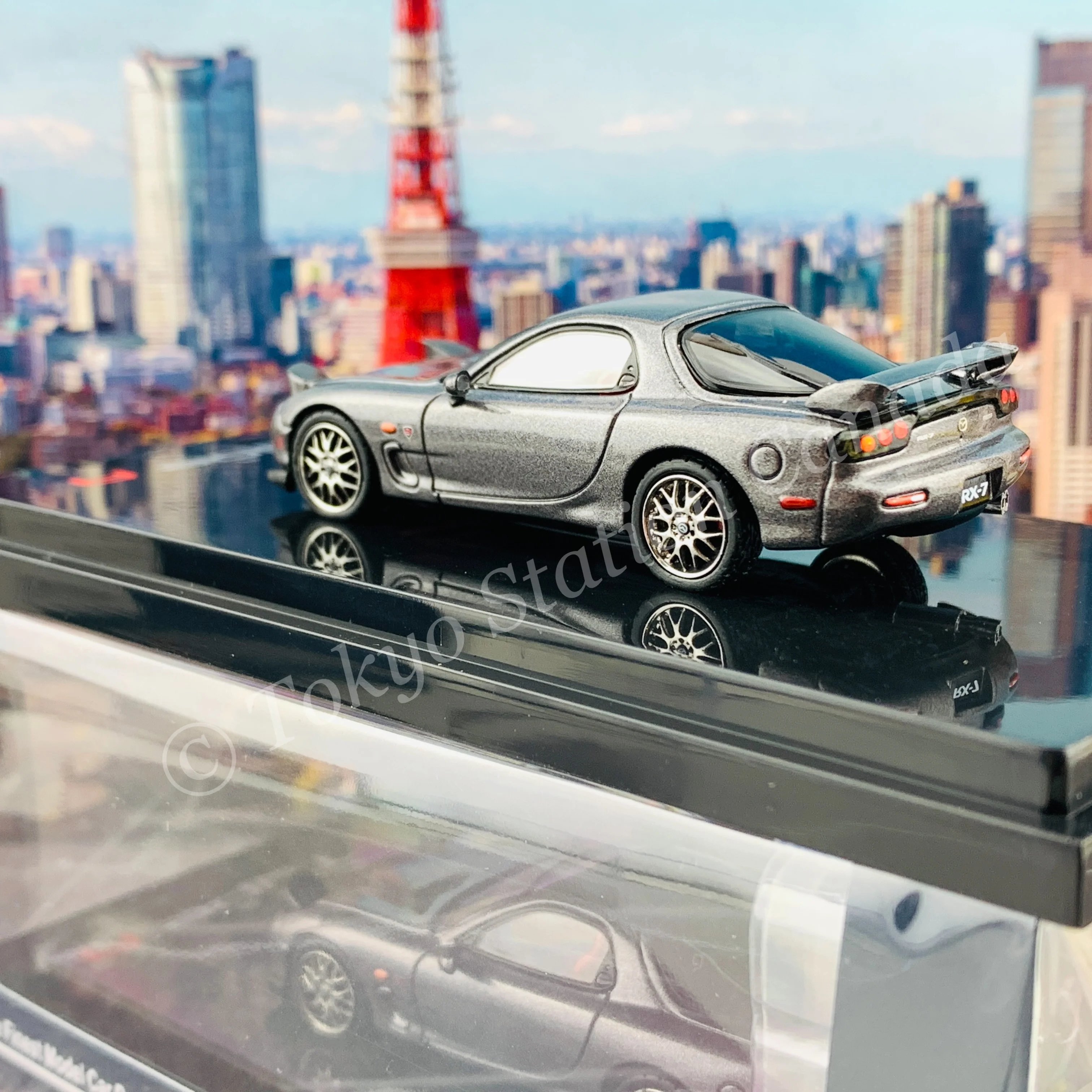 HOBBY JAPAN 1/64 Mazda RX-7 (FD3S) SPIRIT R TYPE A With Engine Display Model Gray Metallic HJ642007DGM - Image 4