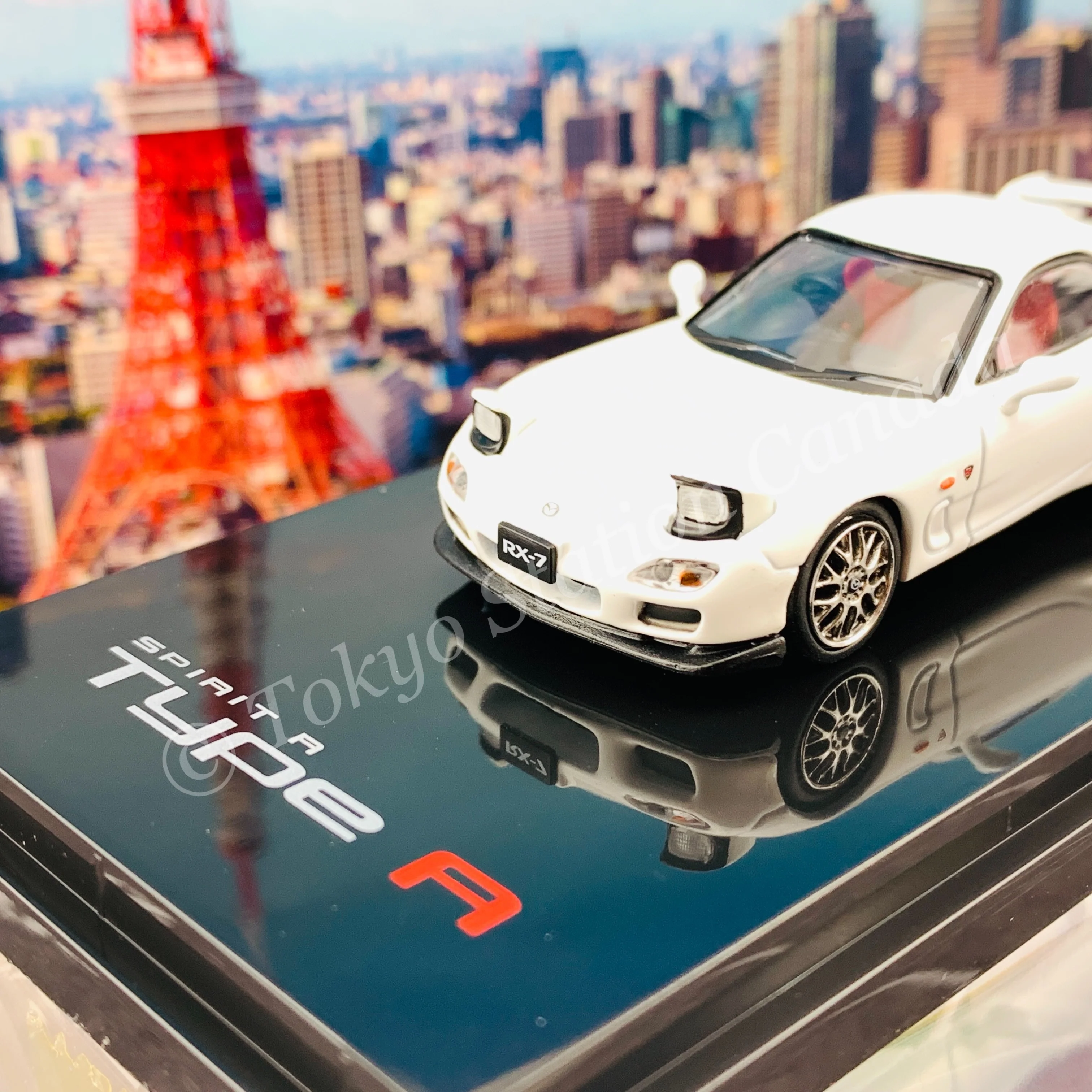 HOBBY JAPAN 1/64 Mazda RX-7 (FD3S) SPIRIT R TYPE A With Engine Display Model White HJ642007DW - Image 2