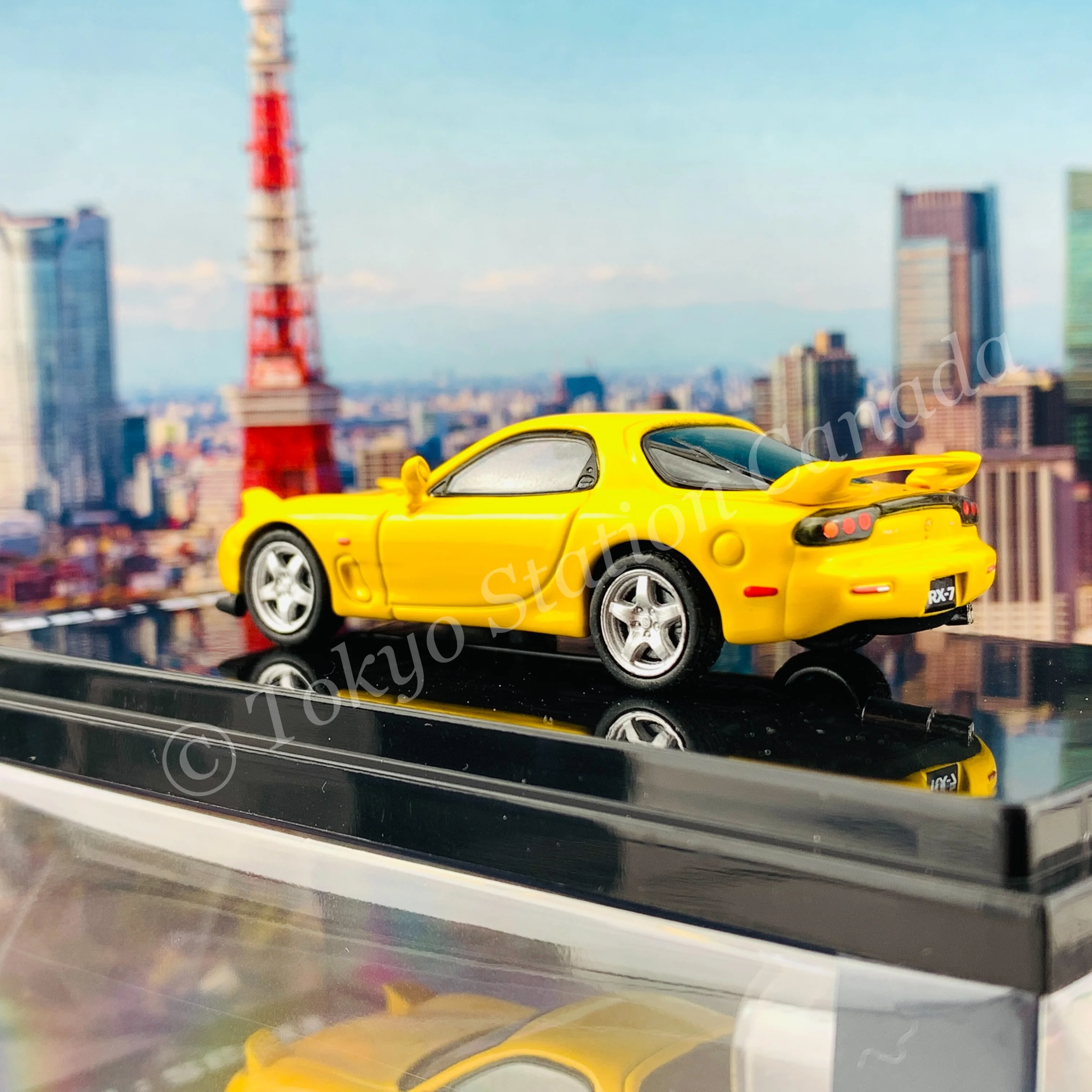 HOBBY JAPAN 1/64 Mazda RX-7 (FD3S) TYPE RS With Engine Display Model Sunburst Yellow HJ642007FY - Image 5