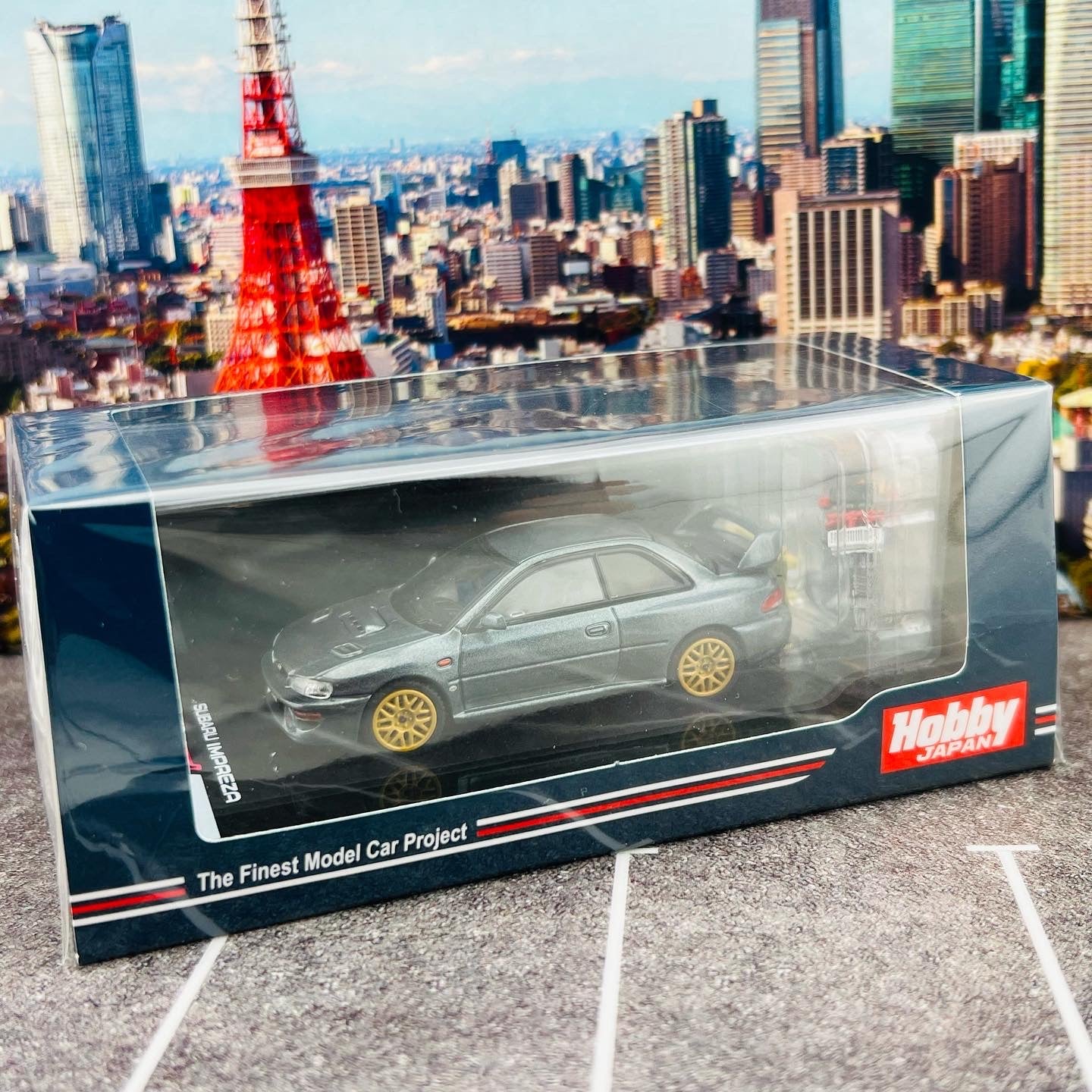 HOBBY JAPAN 1/64 SUBARU IMPREZA 22B STi Version (GC8改) Gray Metallic with Engine HJ641041GM - Image 2