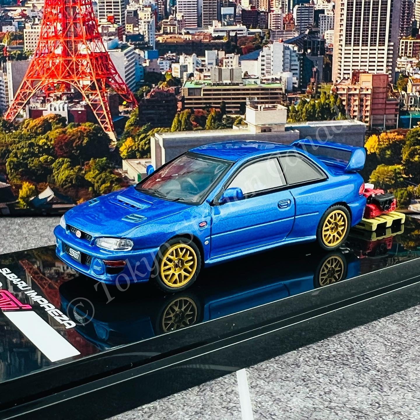 HOBBY JAPAN 1/64 SUBARU IMPREZA 22B STi Version (GC8改) Sonic Blue with Engine HJ641041BL - Image 2