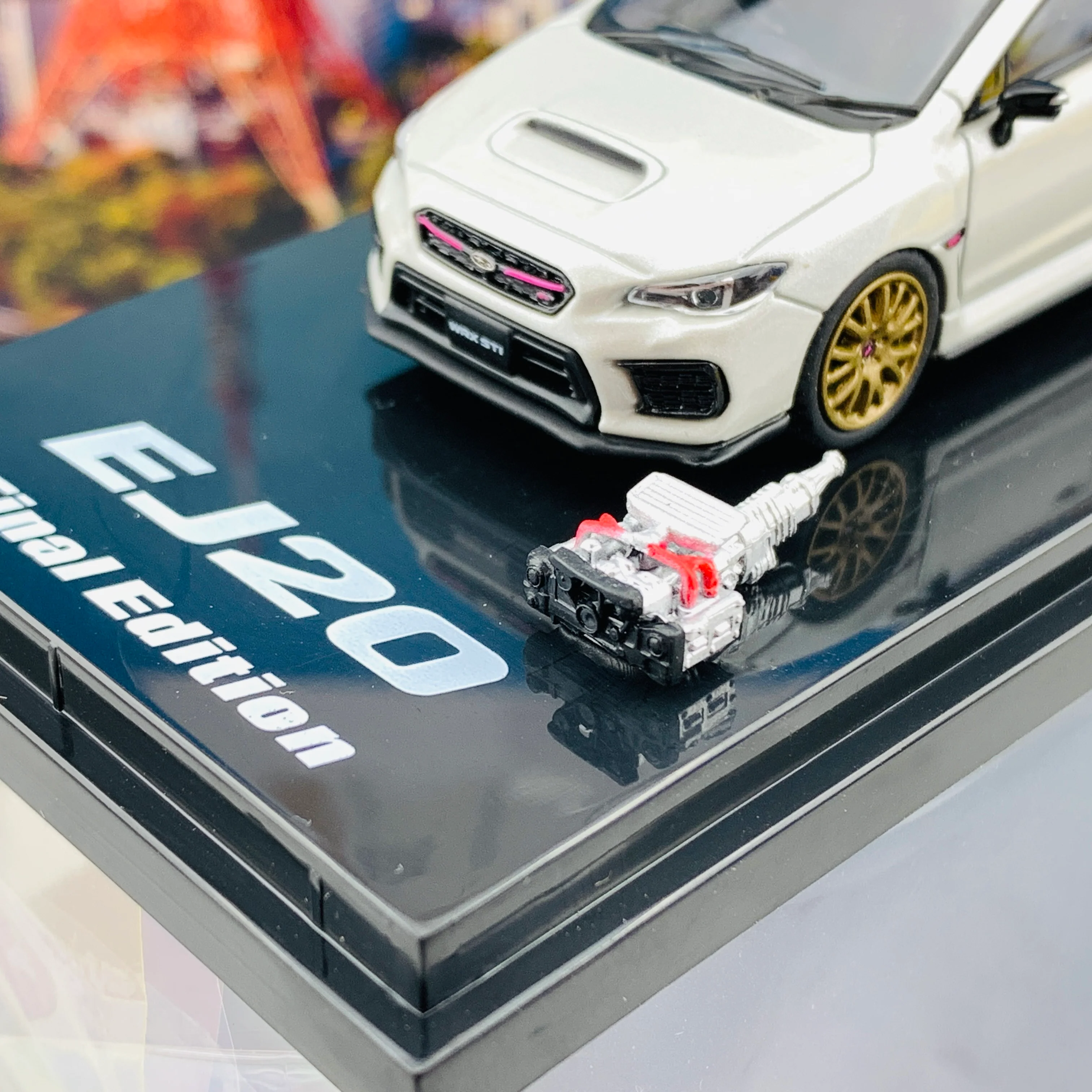 HOBBY JAPAN 1/64  SUBARU WRX STI EJ20 Final Edition with EJ20 Engine Display Model White Pearl HJ641021FW - Image 6