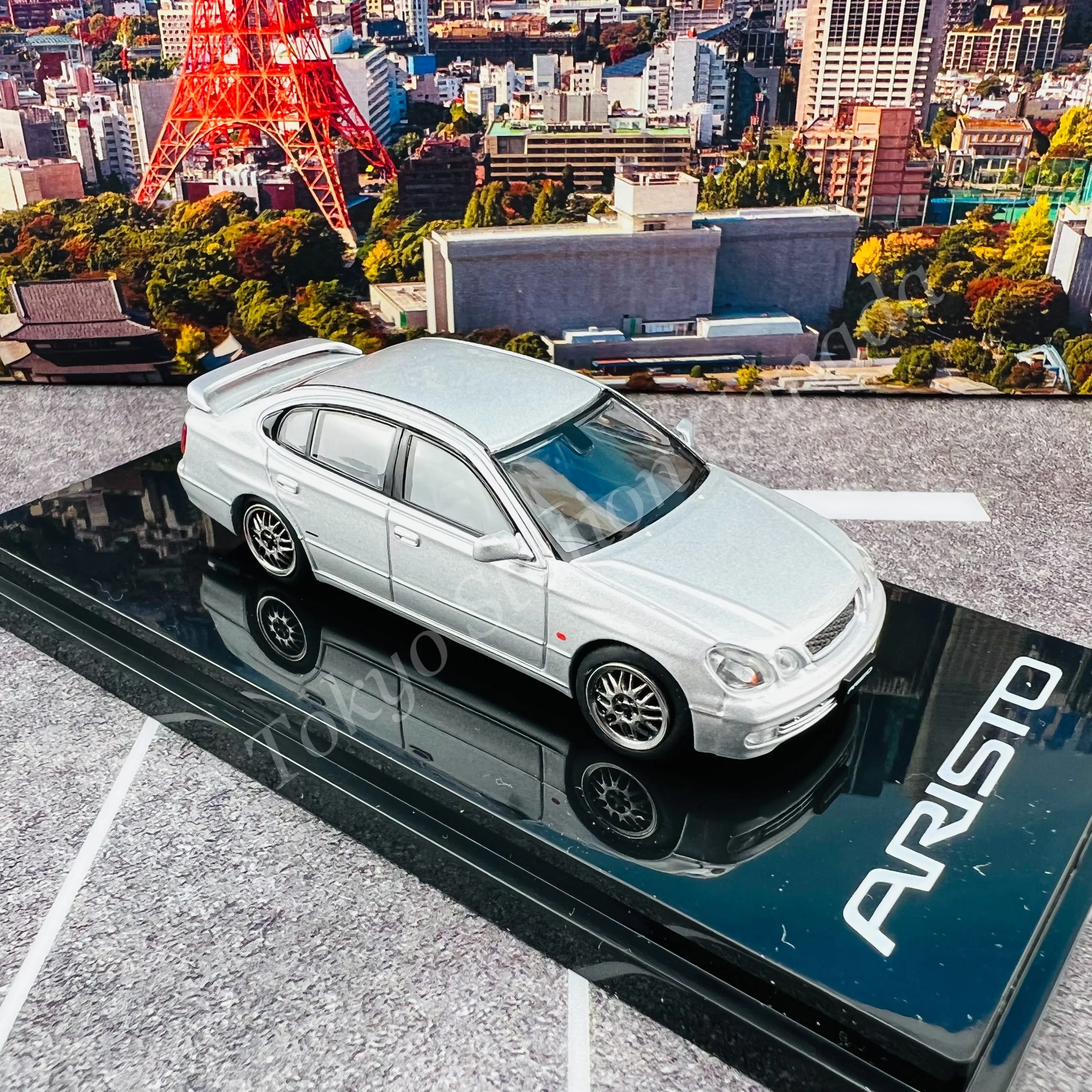 HOBBY JAPAN 1/64 Toyota ARISTO V300 VERTEX EDITION Customized Version Silver HJ641030CS - Image 3