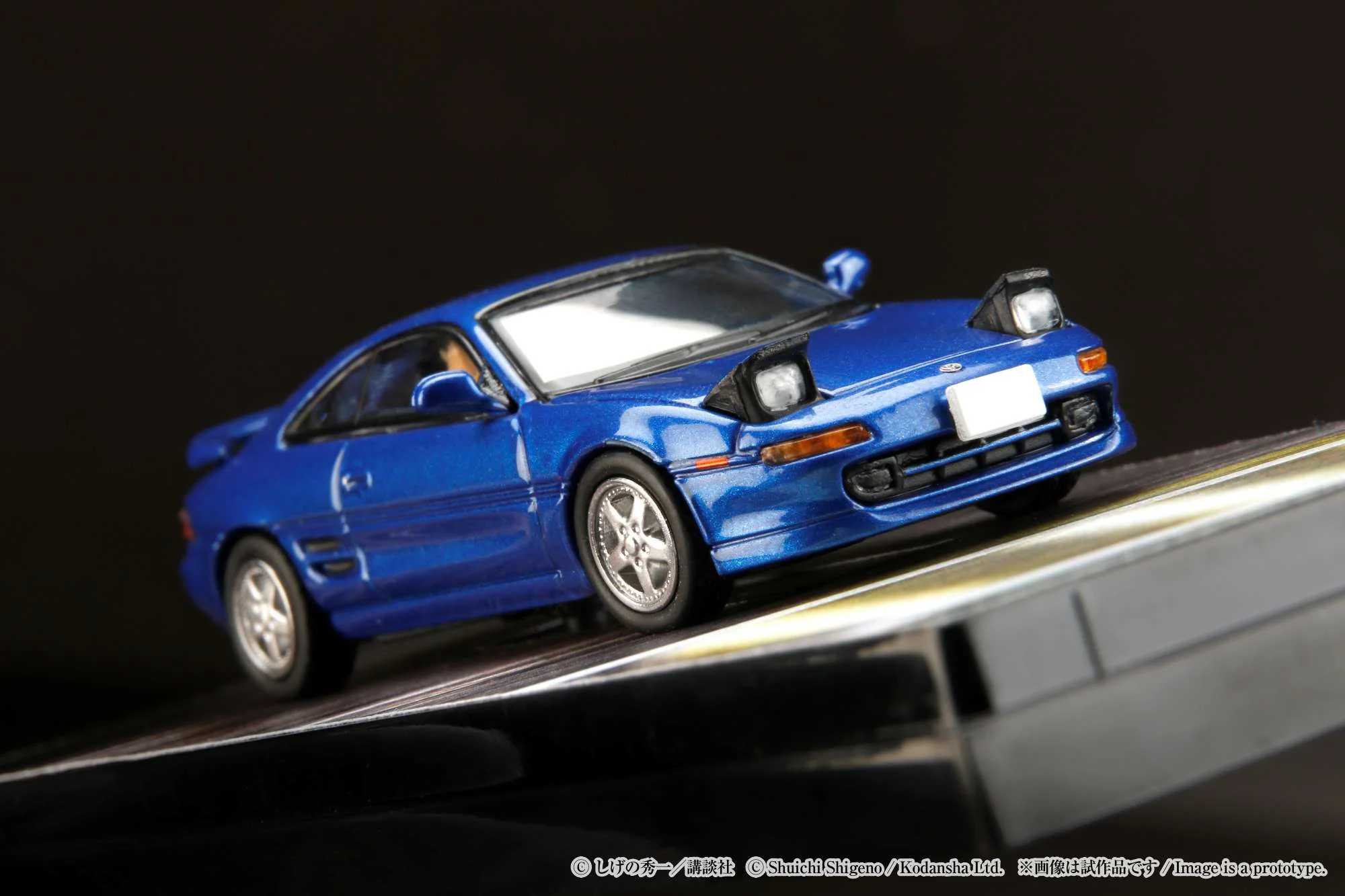 PREORDER HOBBY JAPAN 1/64 Toyota MR2 (SW20) G-Limited / INITIAL D VS Takumi Fujiwara With Kai Kogashiwa Driver Figure HJ643045D (Approx. Release Date : Q4 2024 subjects to the manufacturer's final decision) - Image 3