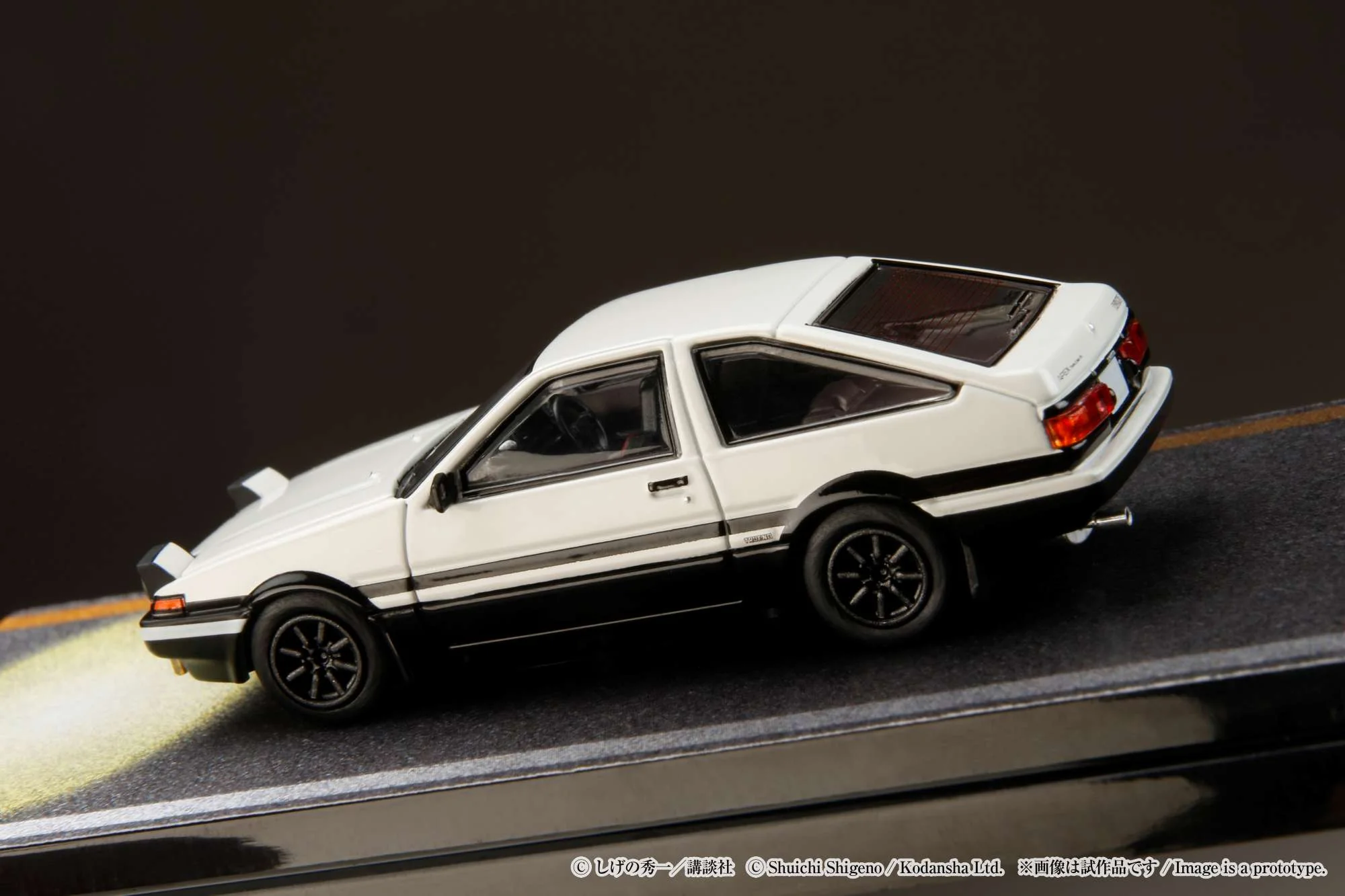 PREORDER HOBBY JAPAN 1/64 Toyota SPRINTER TRUENO (AE86) / INITIAL D Engine Mounted Model with Keisuke Takahashi HJ641052DA (Approx. Release Date : Q4 2024 subjects to the manufacturer's final decision) - Image 4