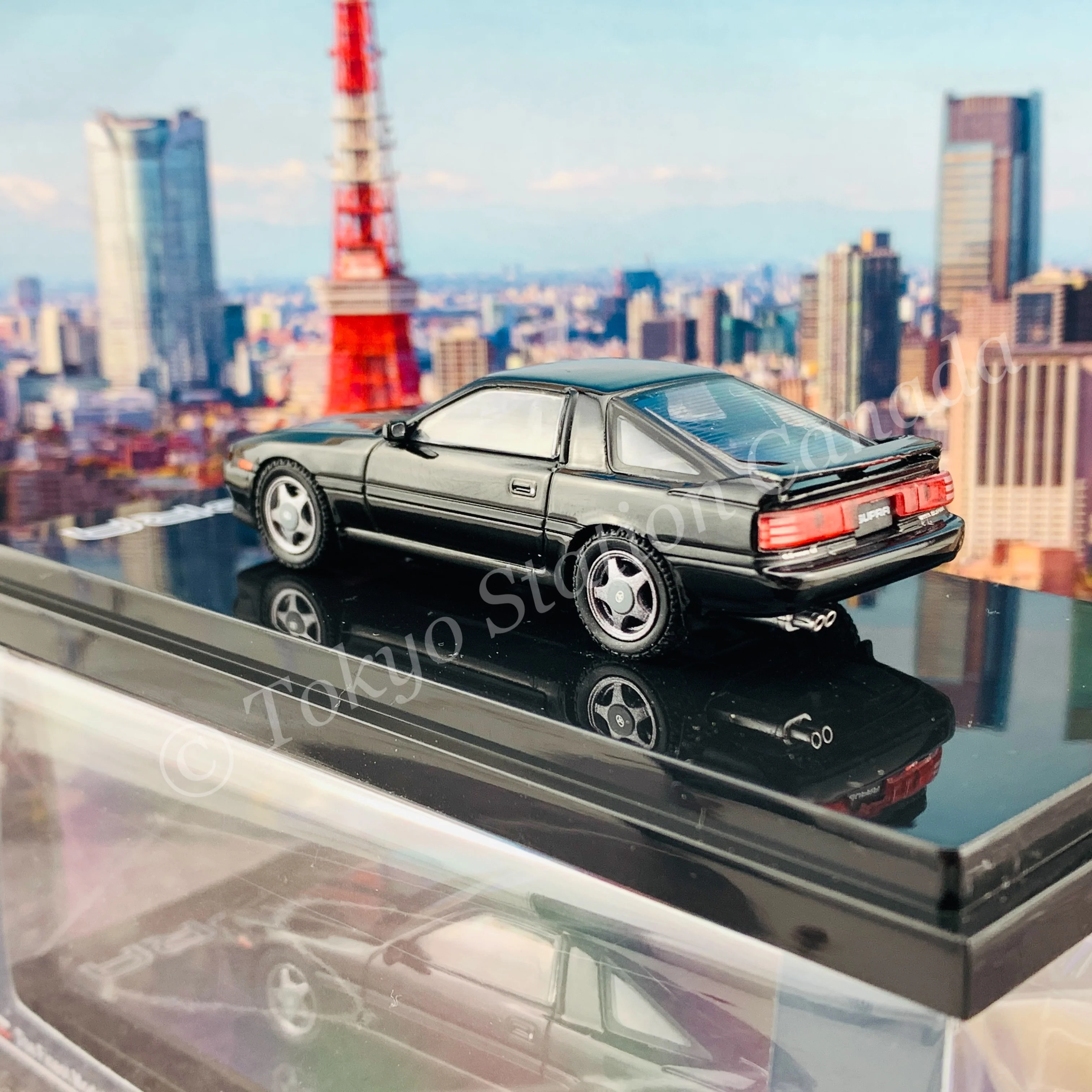 HOBBY JAPAN 1/64 Toyota SUPRA (A70) 2.5GT TWIN TURBO R BLACK HJ641026RBK - Image 4