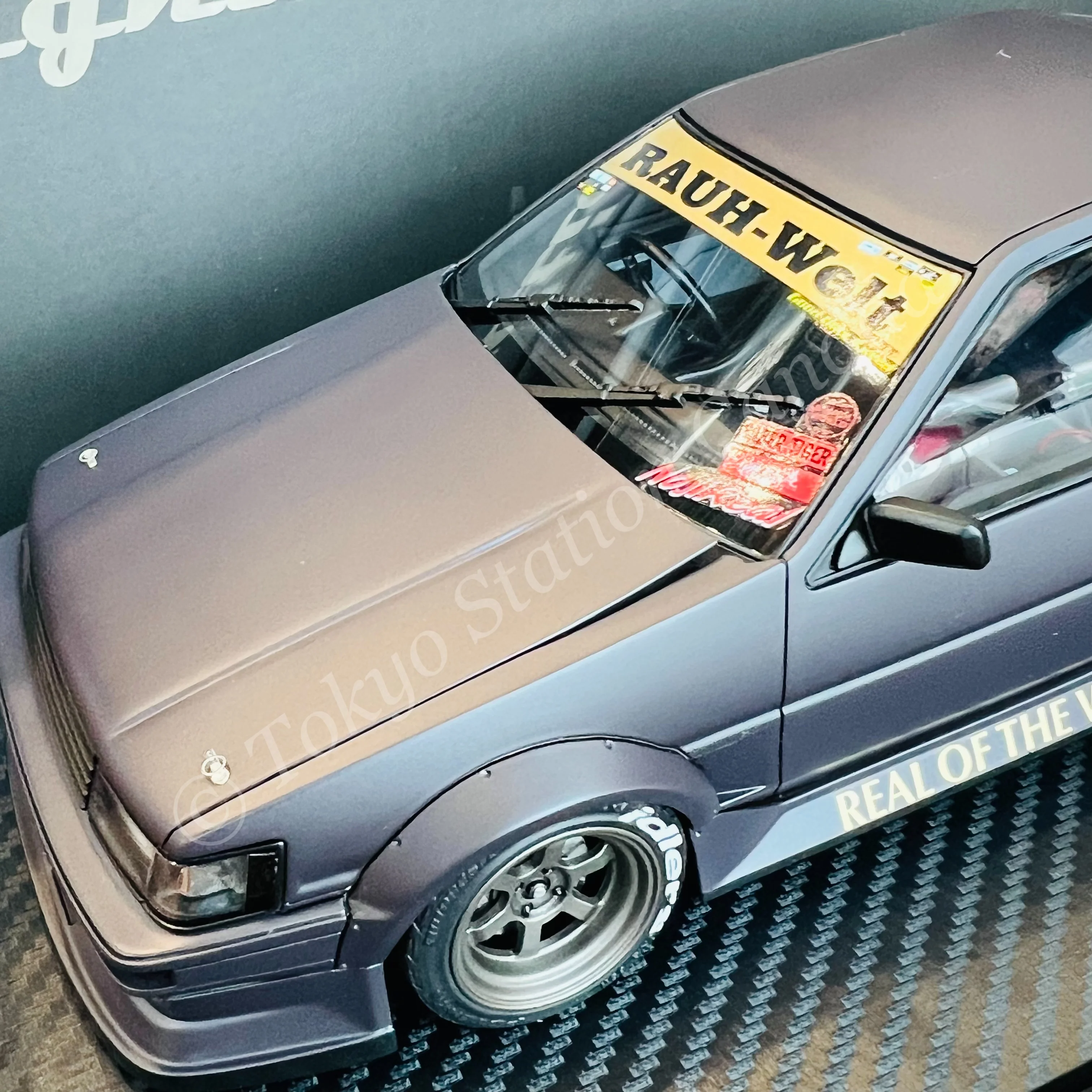 Ignition Model 1/18 RWB AE86 Matte Black IG2606 - Image 3
