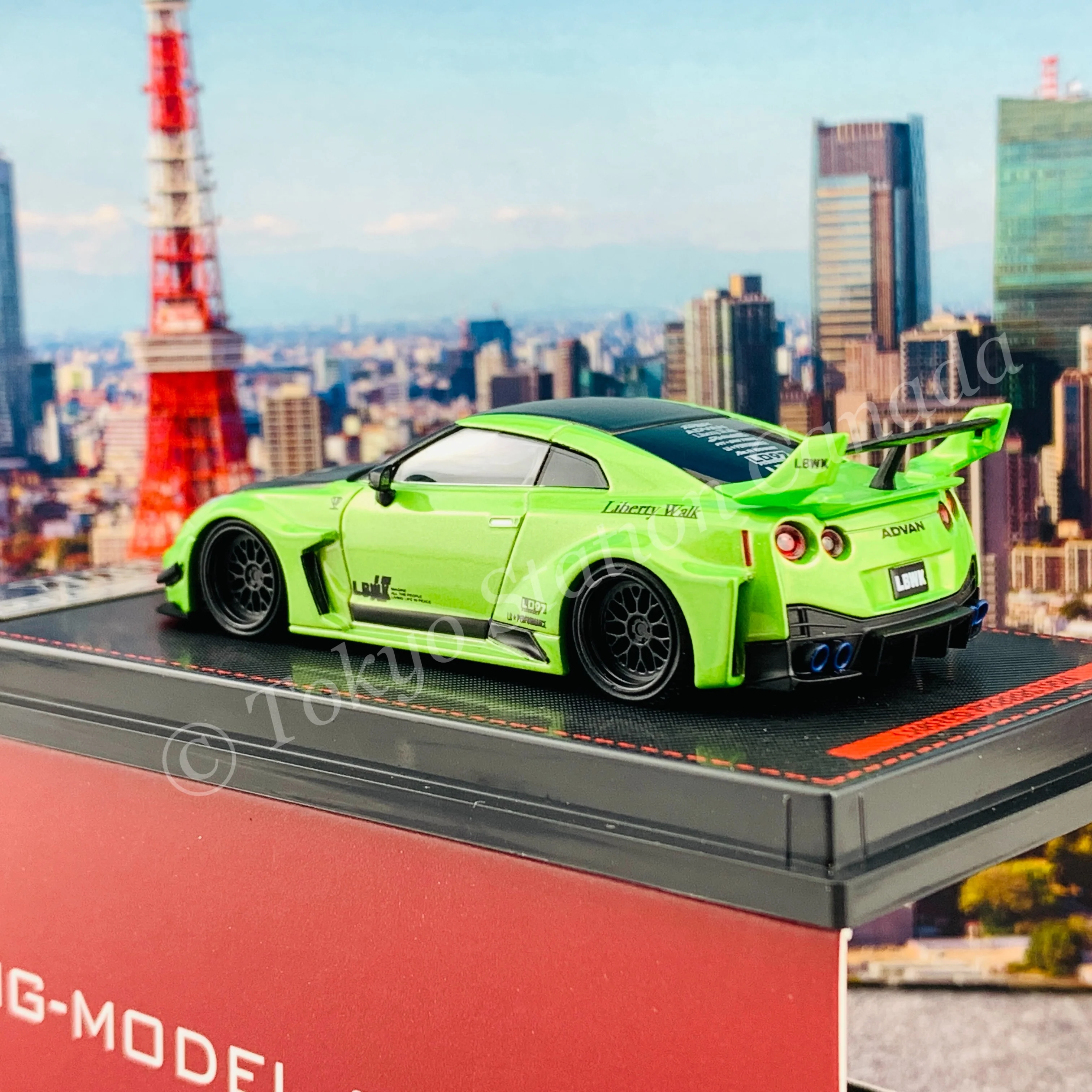 Ignition Model 1/64 LB-Silhouette WORKS GT Nissan 35GT-RR Green Metallic IG2384 - Image 5