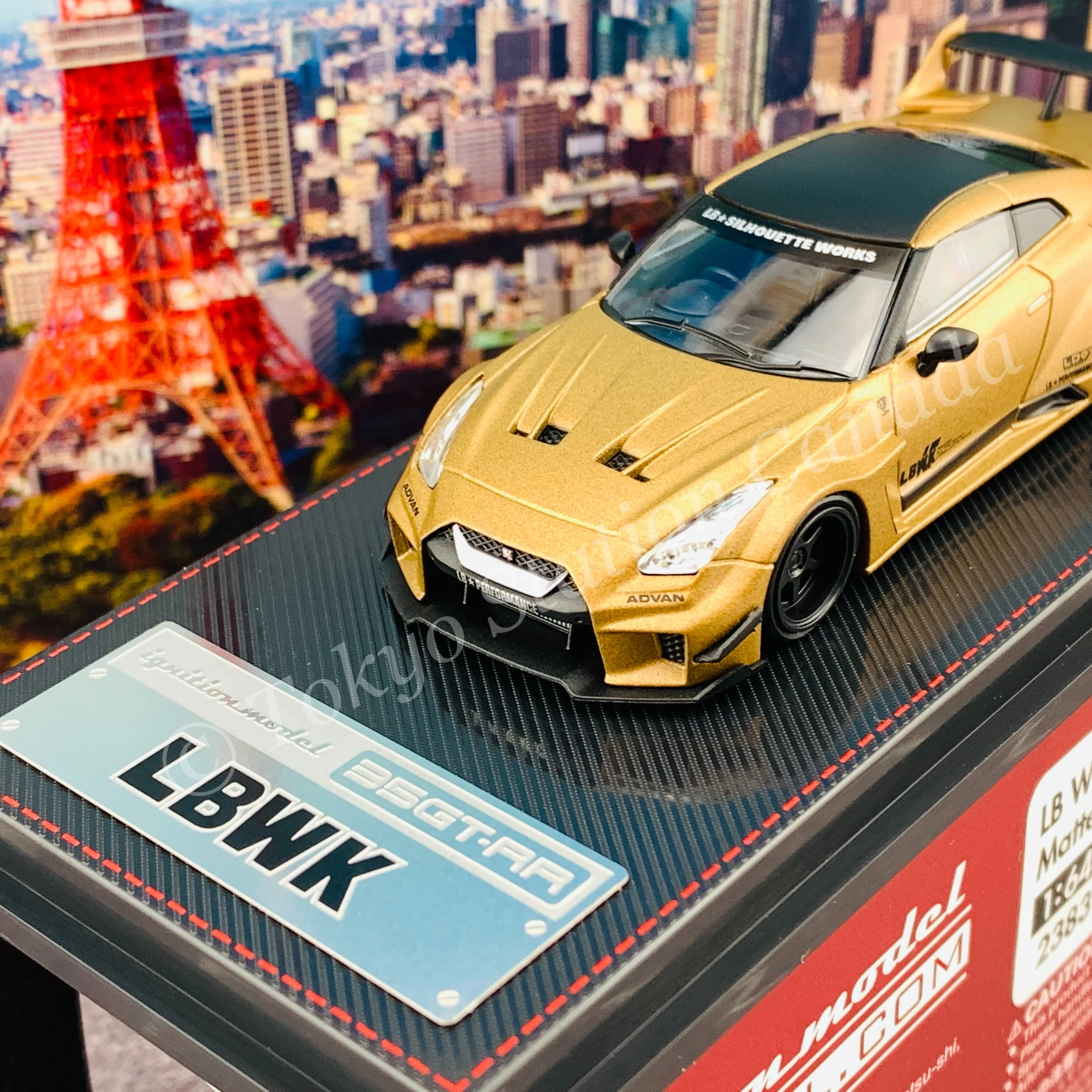 Ignition Model 1/64 LB-Silhouette WORKS GT Nissan 35GT-RR Matte Gold IG2383 - Image 3