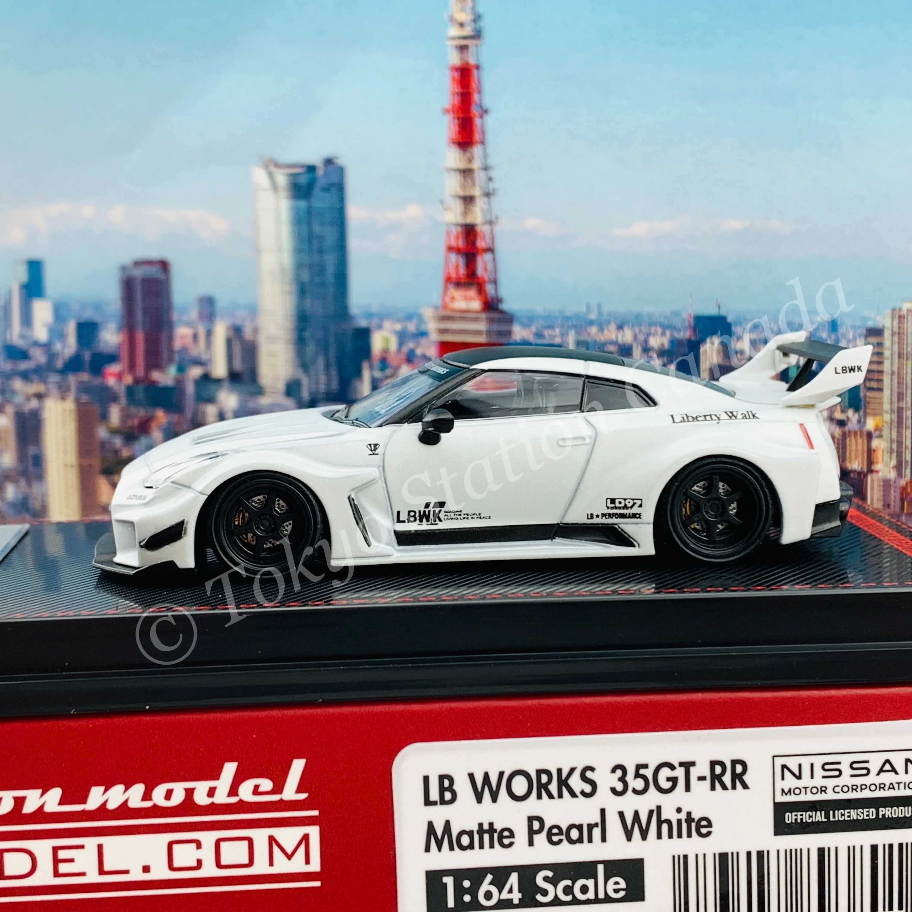 Ignition Model 1/64 LB-Silhouette WORKS GT Nissan 35GT-RR Matte Pearl White IG2380 - Image 3