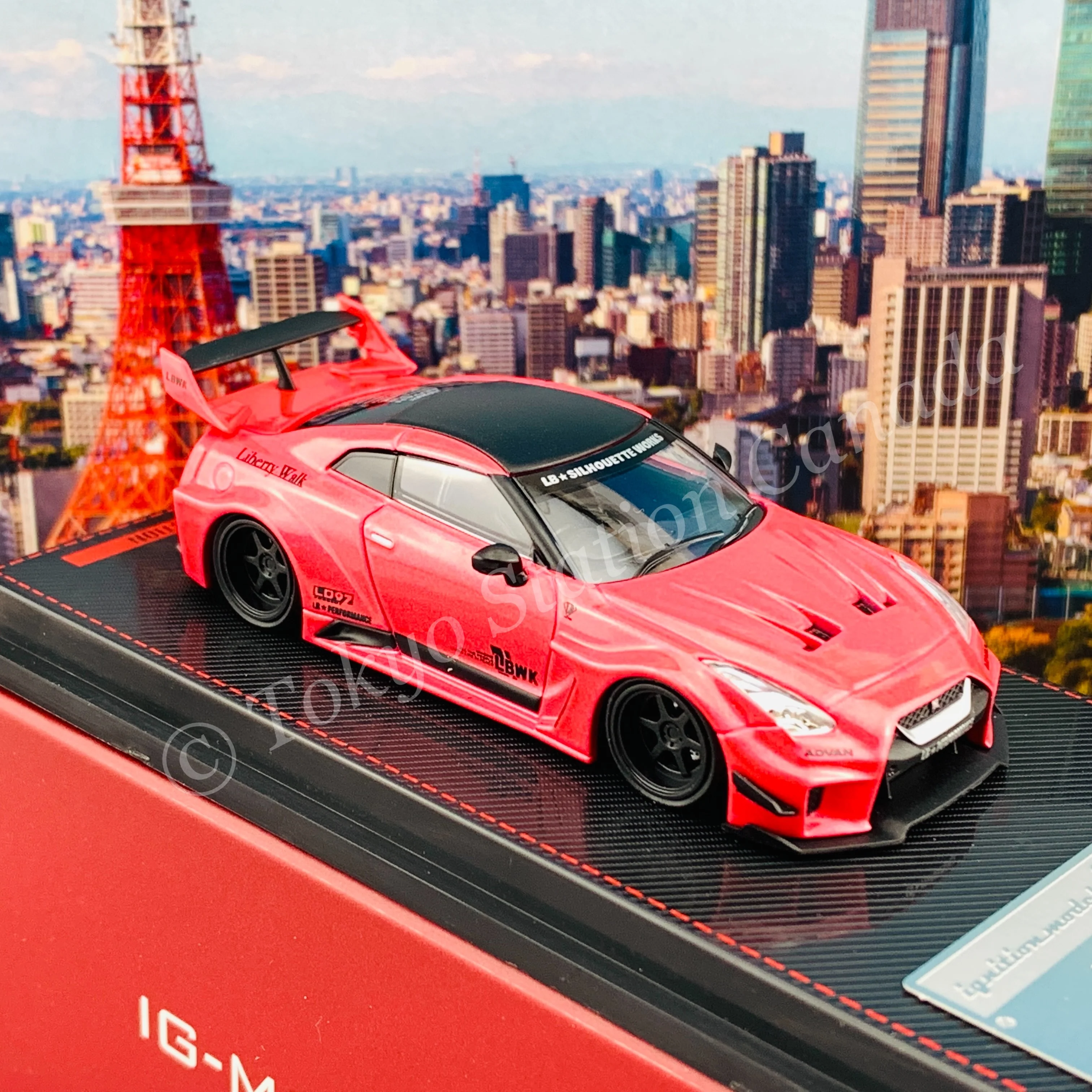Ignition Model 1/64 LB-Silhouette WORKS GT Nissan 35GT-RR Pink IG2382 - Image 4