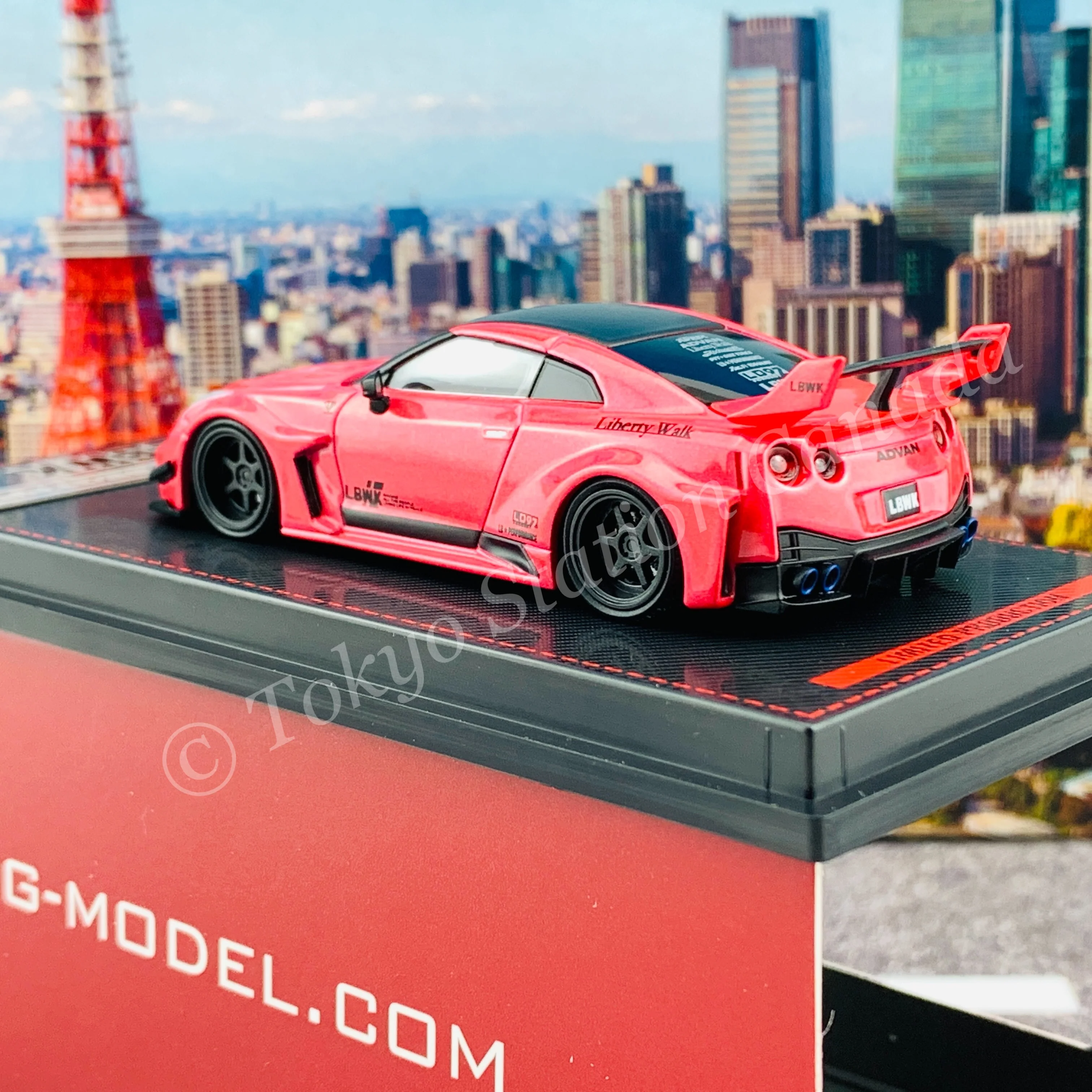 Ignition Model 1/64 LB-Silhouette WORKS GT Nissan 35GT-RR Pink IG2382 - Image 5