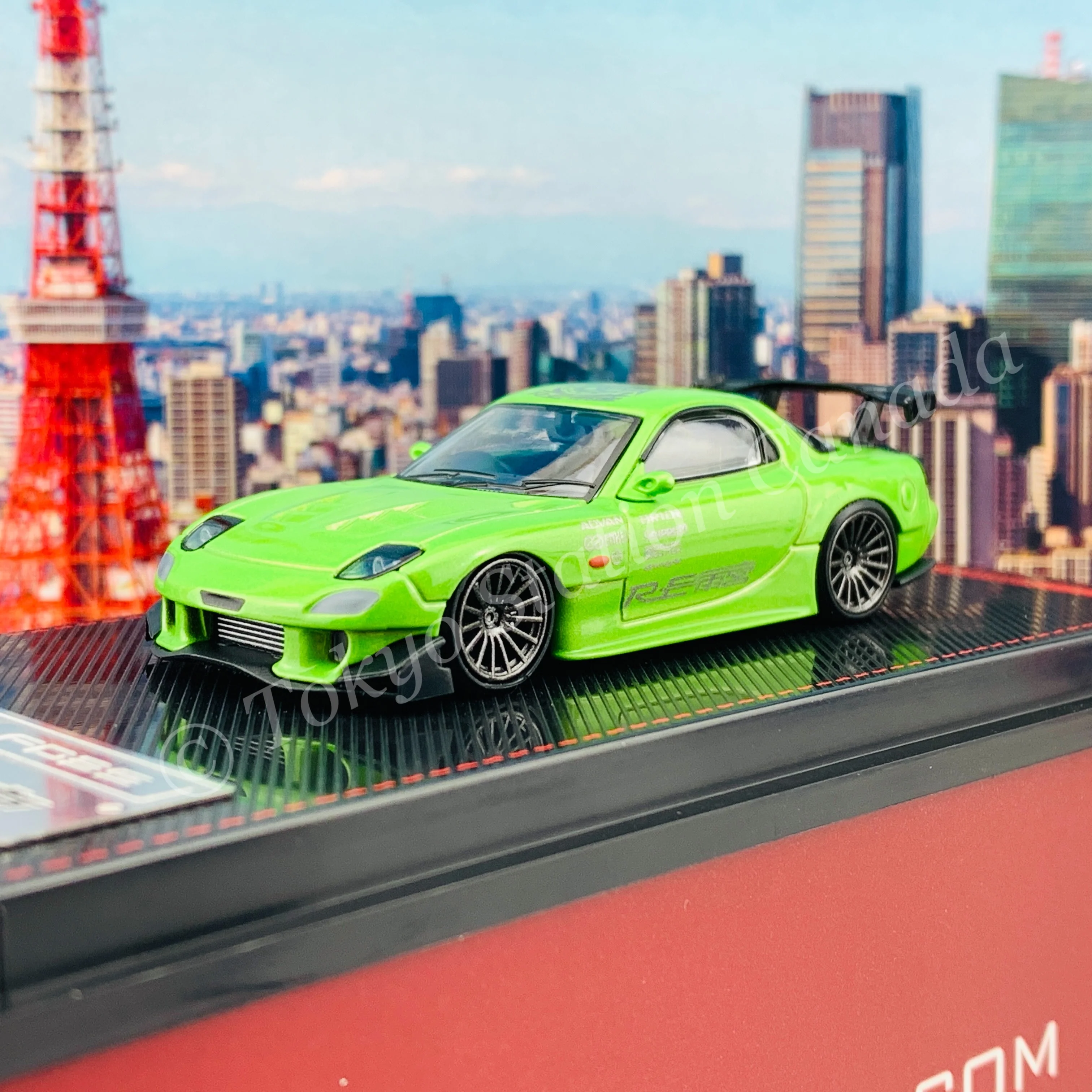 Ignition Model 1/64 Mazda RX-7 (FD3S) RE Amemiya Green Metallic IG1947 - Image 2