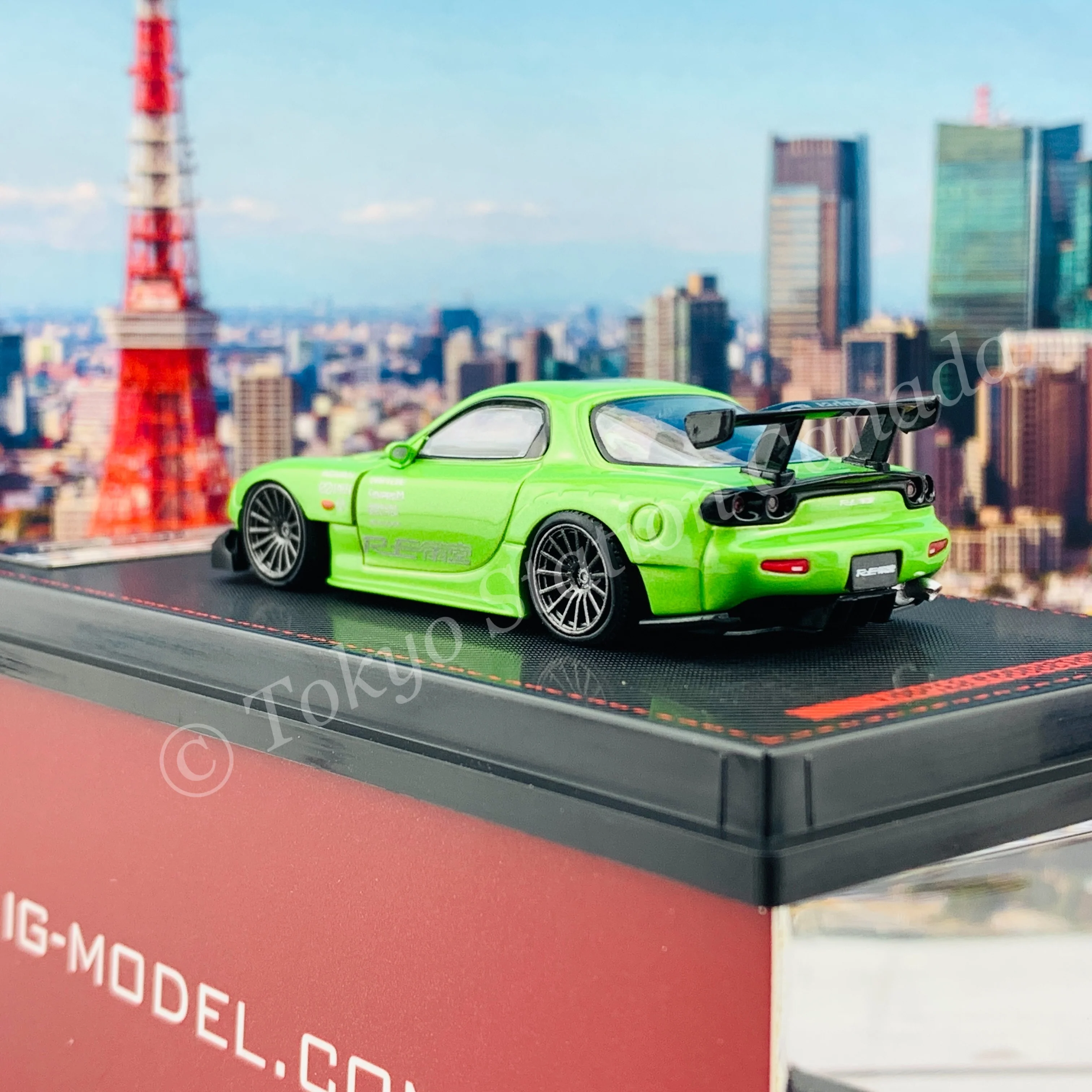 Ignition Model 1/64 Mazda RX-7 (FD3S) RE Amemiya Green Metallic IG1947 - Image 5